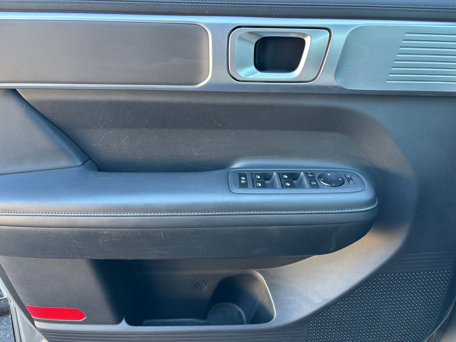 Thumbnail: 2025 Hyundai Santa Fe - 18