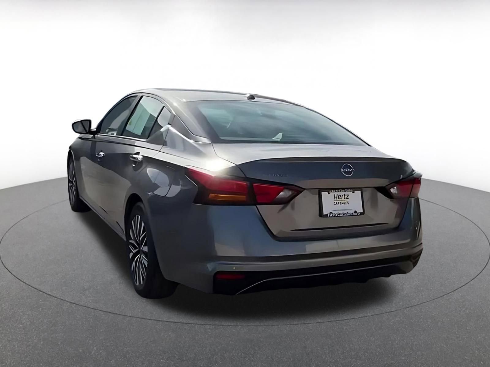 Thumbnail: 2025 Nissan Altima - 11