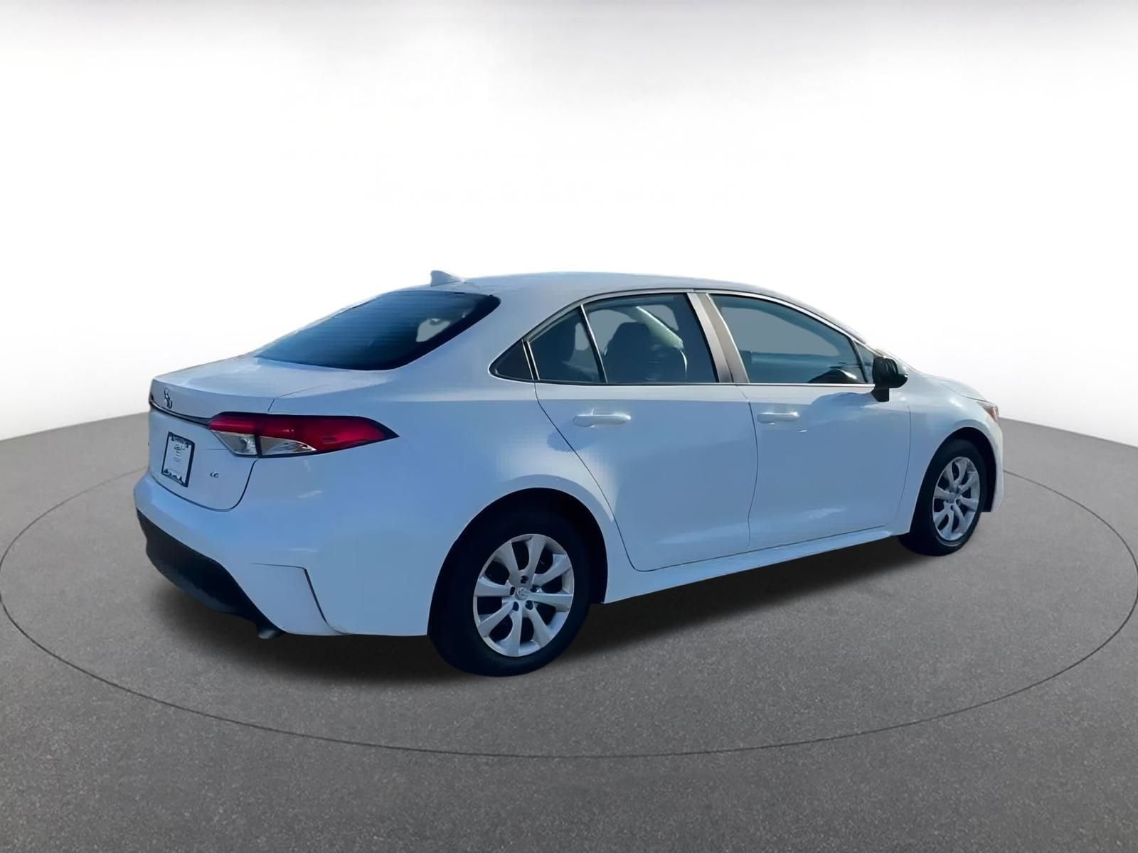 Thumbnail: 2025 Toyota Corolla - 15