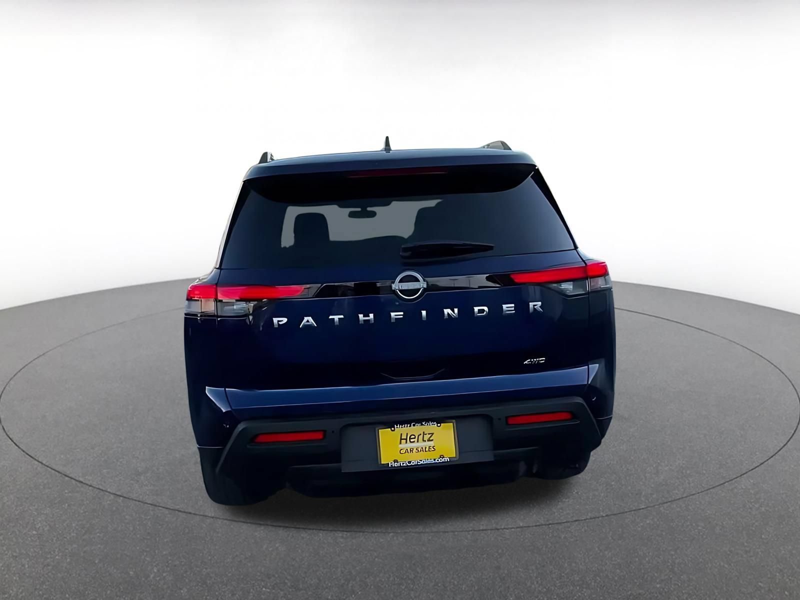 Thumbnail: 2025 Nissan Pathfinder - 10