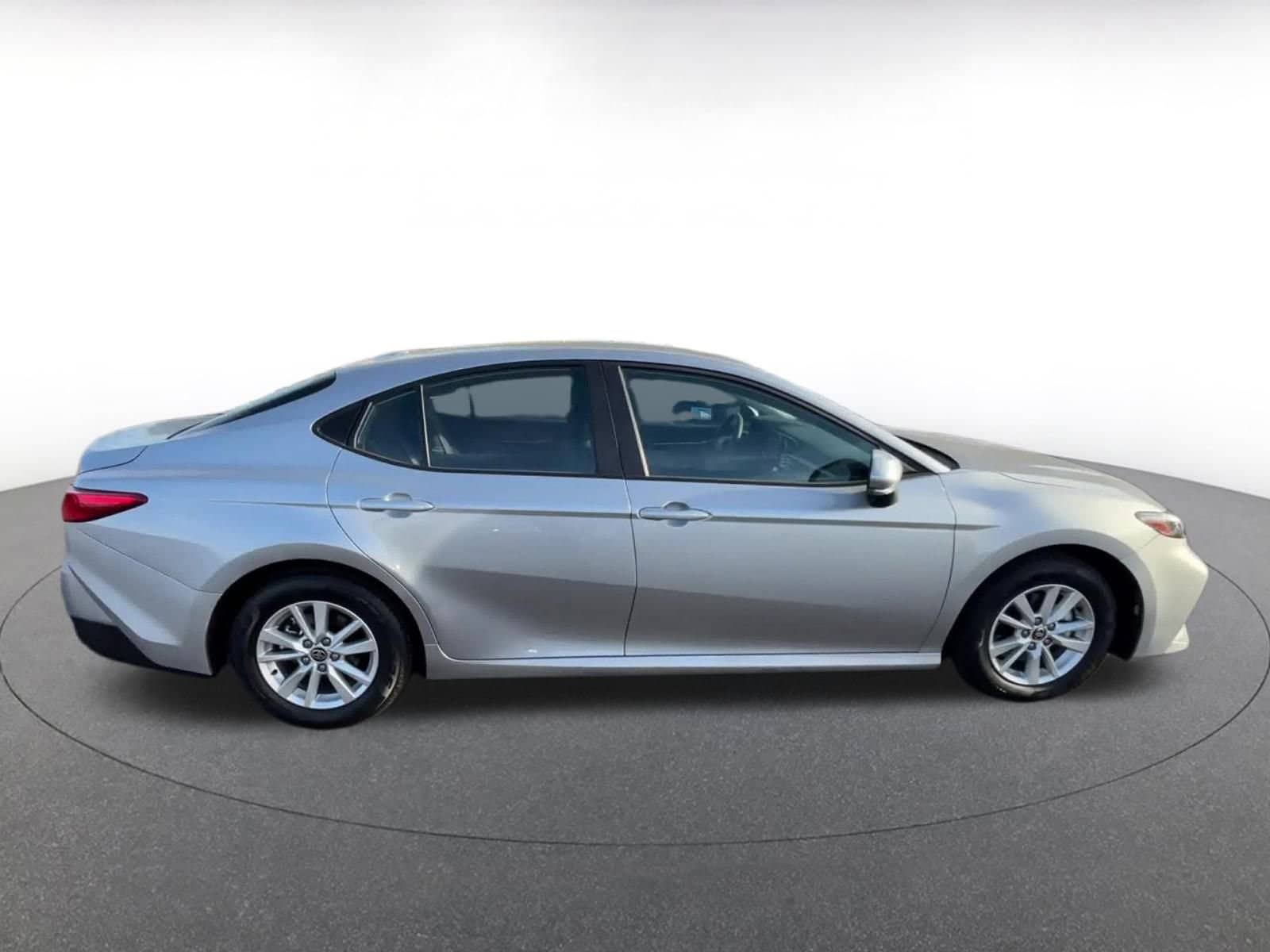 Thumbnail: 2025 Toyota Camry - 16