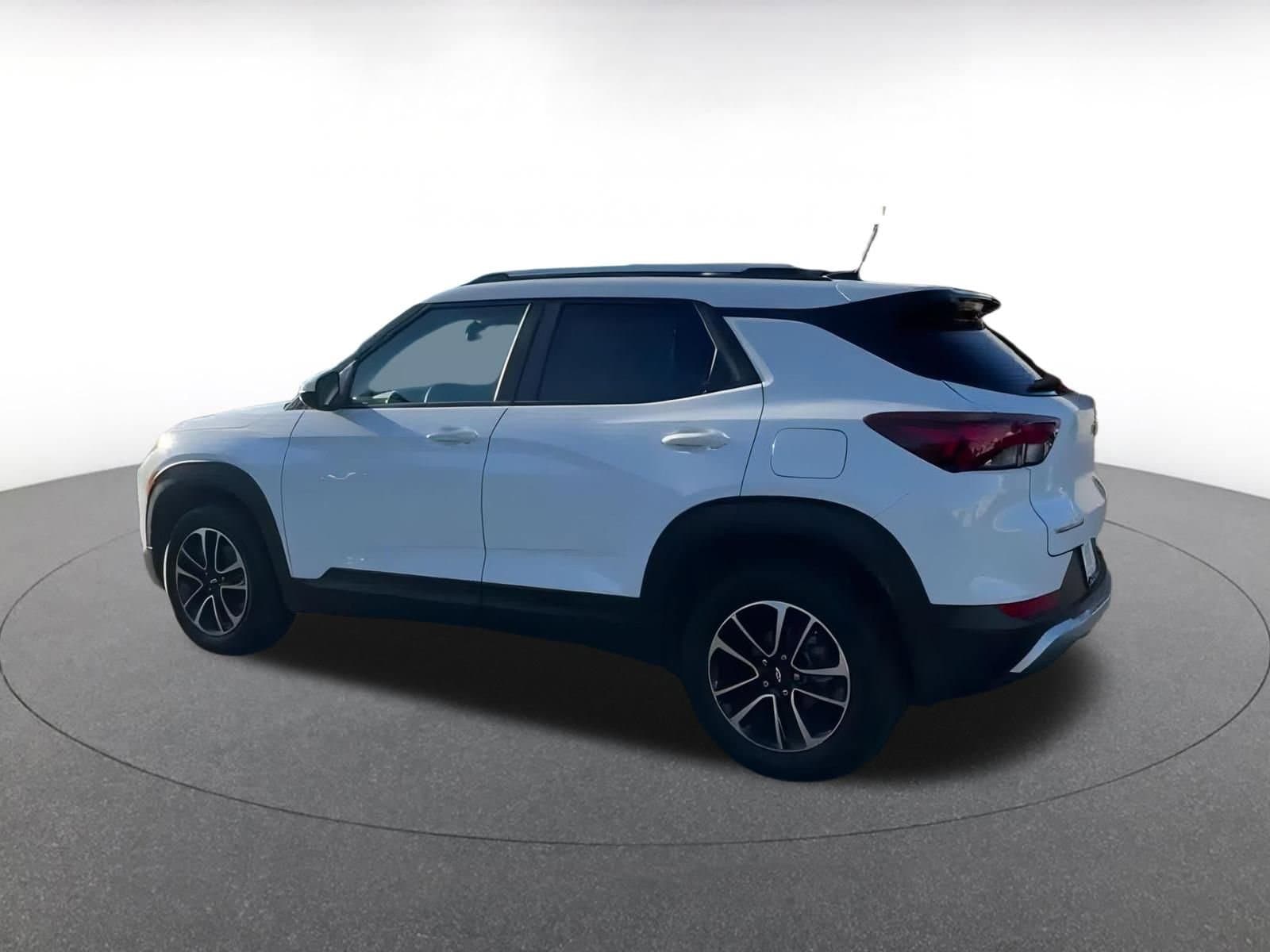 Thumbnail: 2025 Chevrolet TrailBlazer - 10