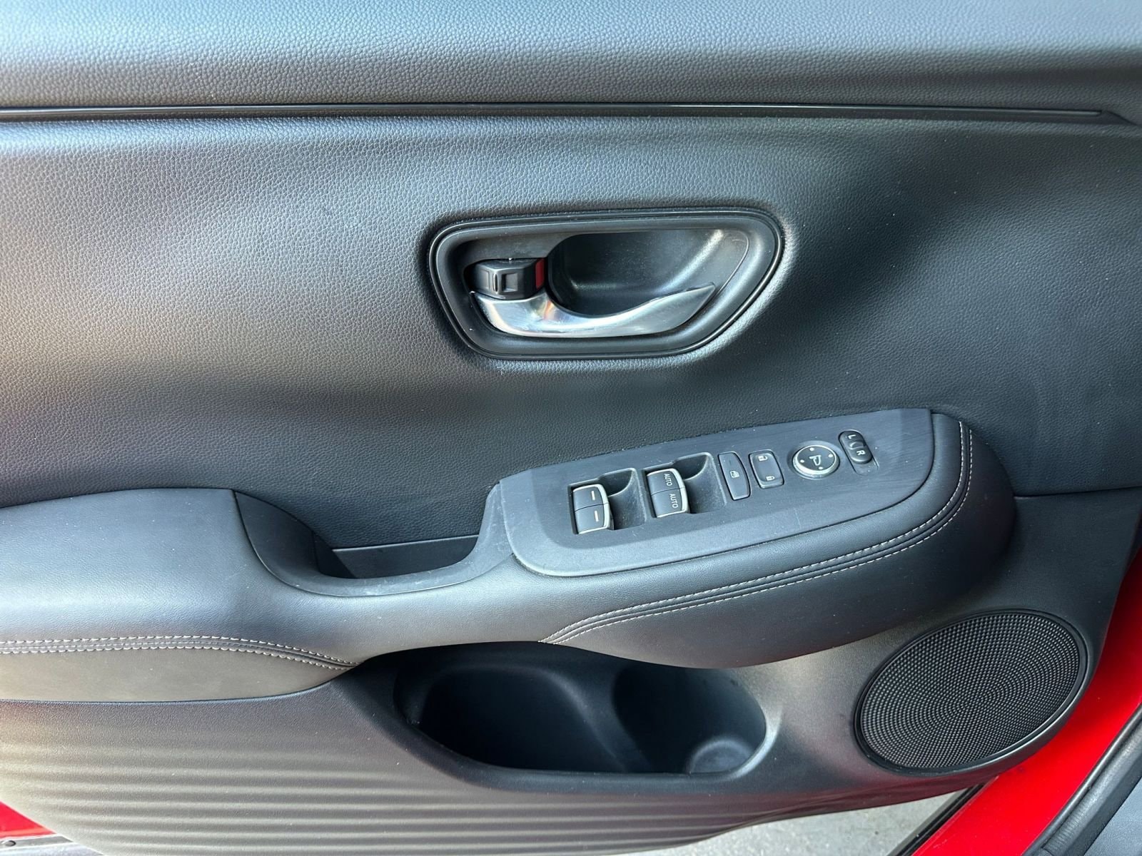 Thumbnail: 2025 Honda HR-V - 20