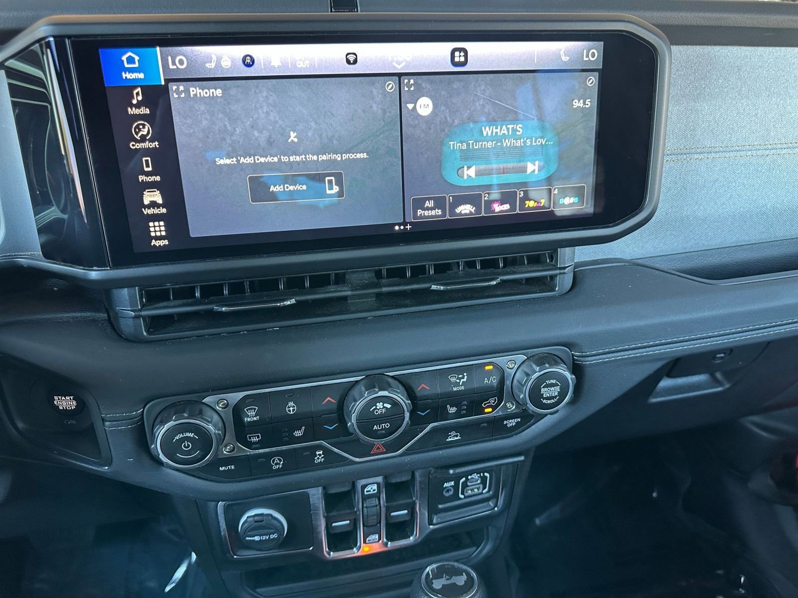 Thumbnail: 2025 Jeep Wrangler - 18