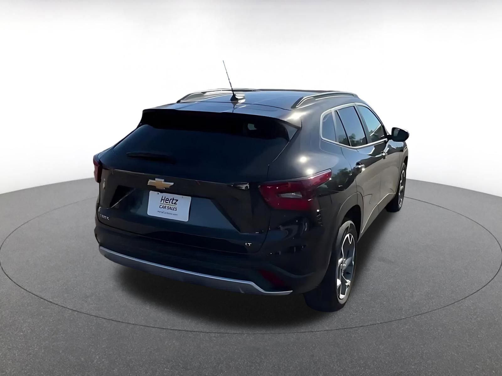 Thumbnail: 2025 Chevrolet Trax - 14