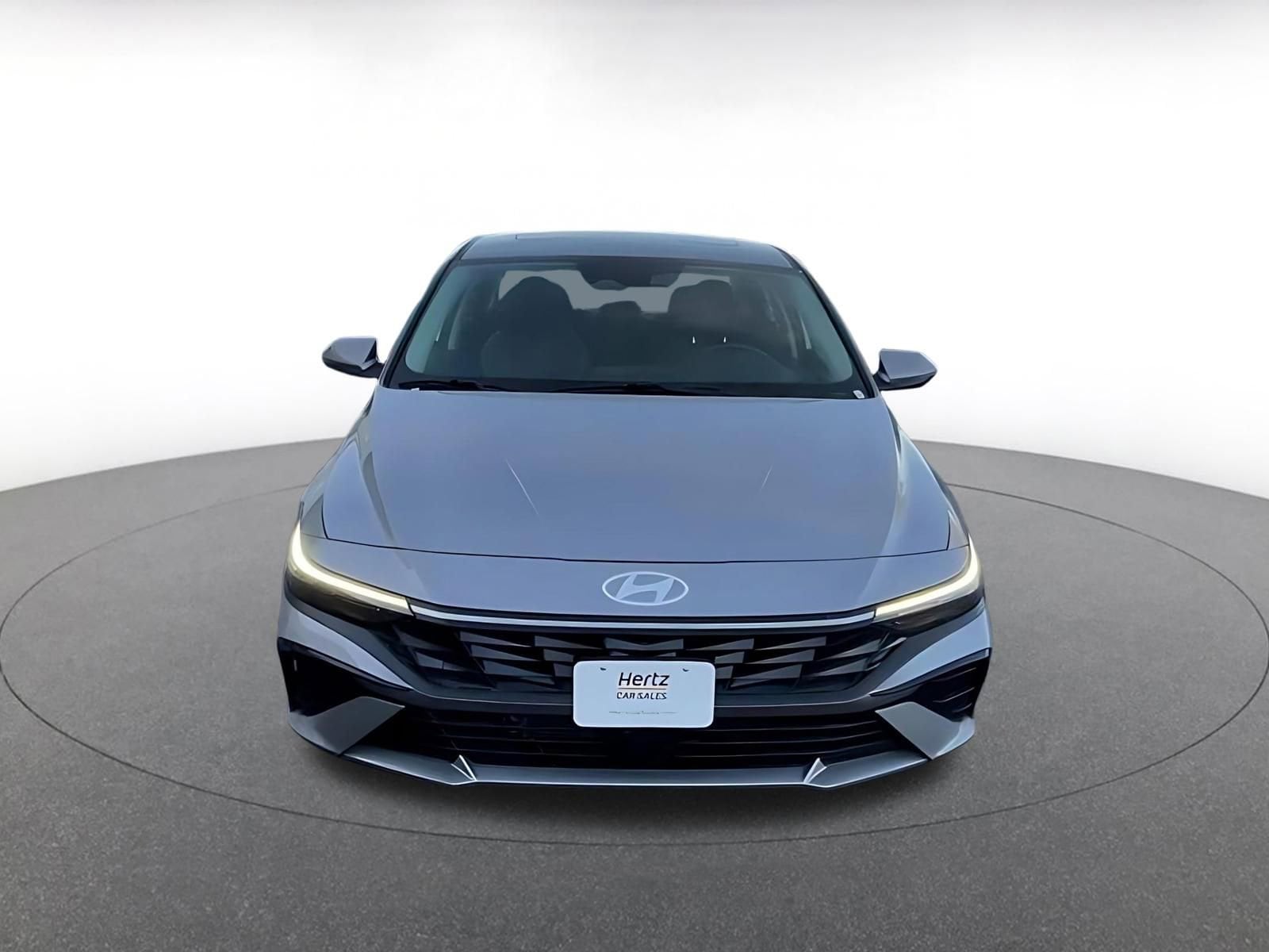 Thumbnail: 2025 Hyundai Elantra - 4