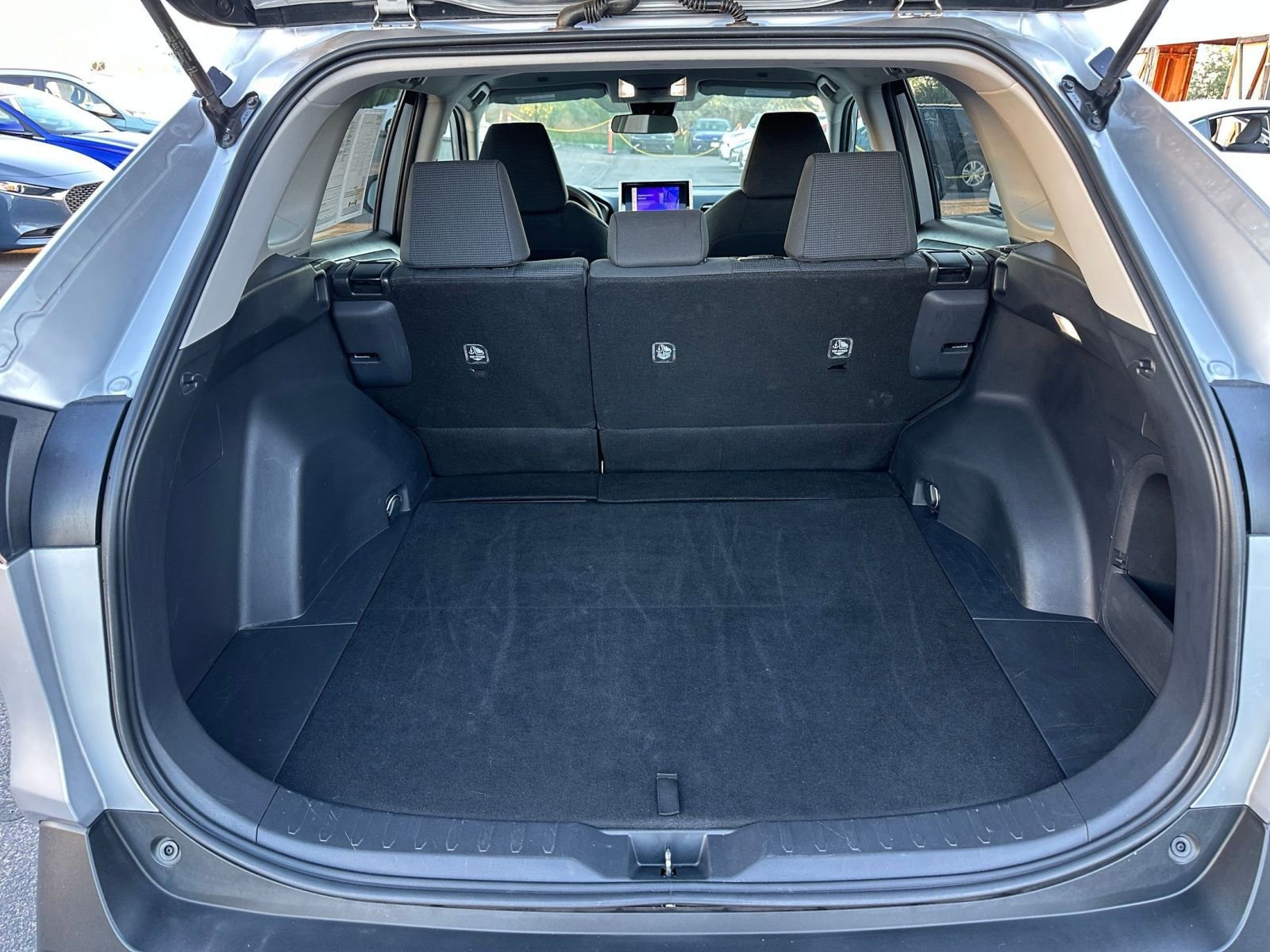 Thumbnail: 2025 Toyota RAV4 - 30