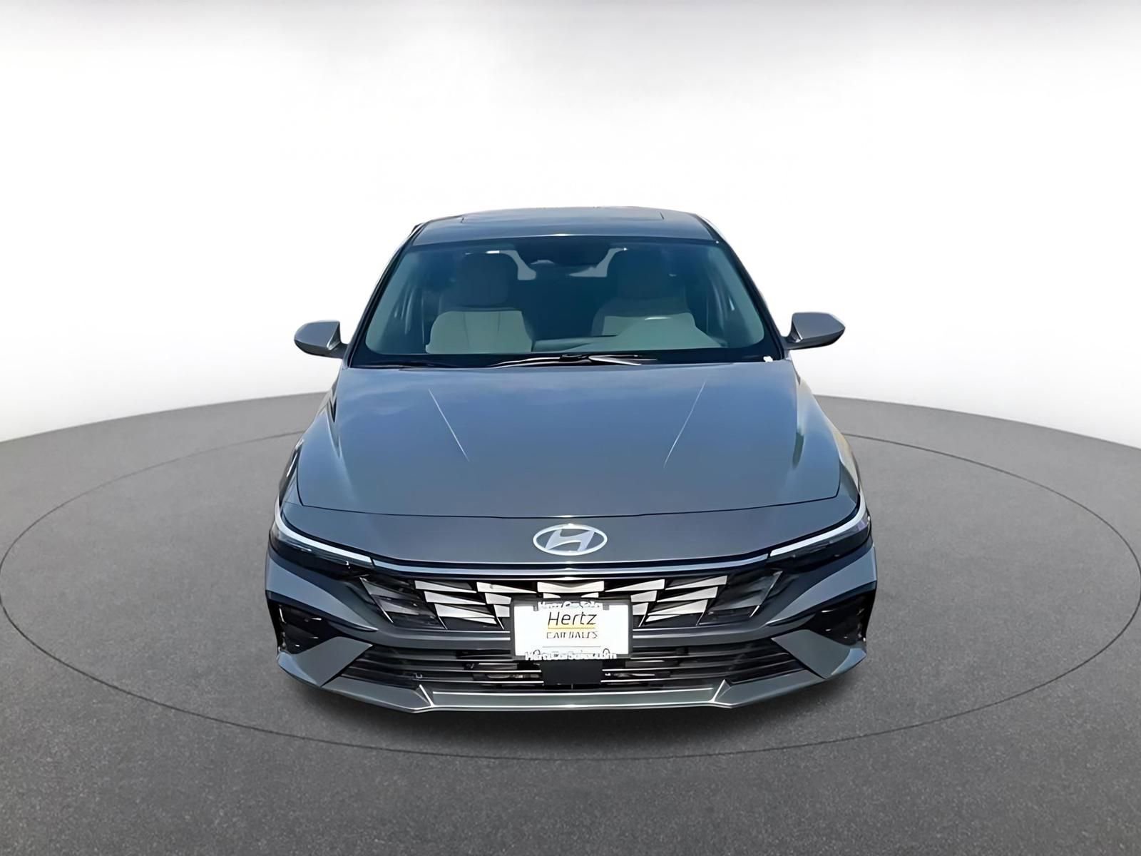 Thumbnail: 2025 Hyundai Elantra - 4