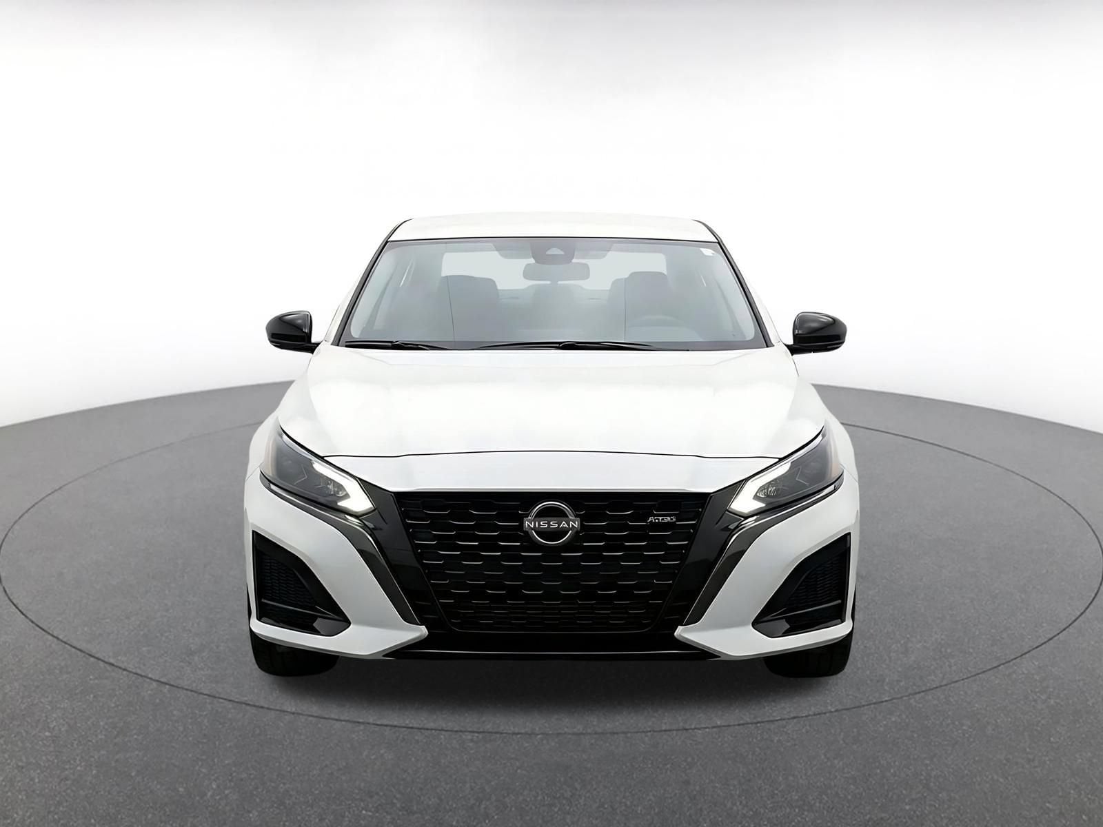 Thumbnail: 2025 Nissan Altima - 2
