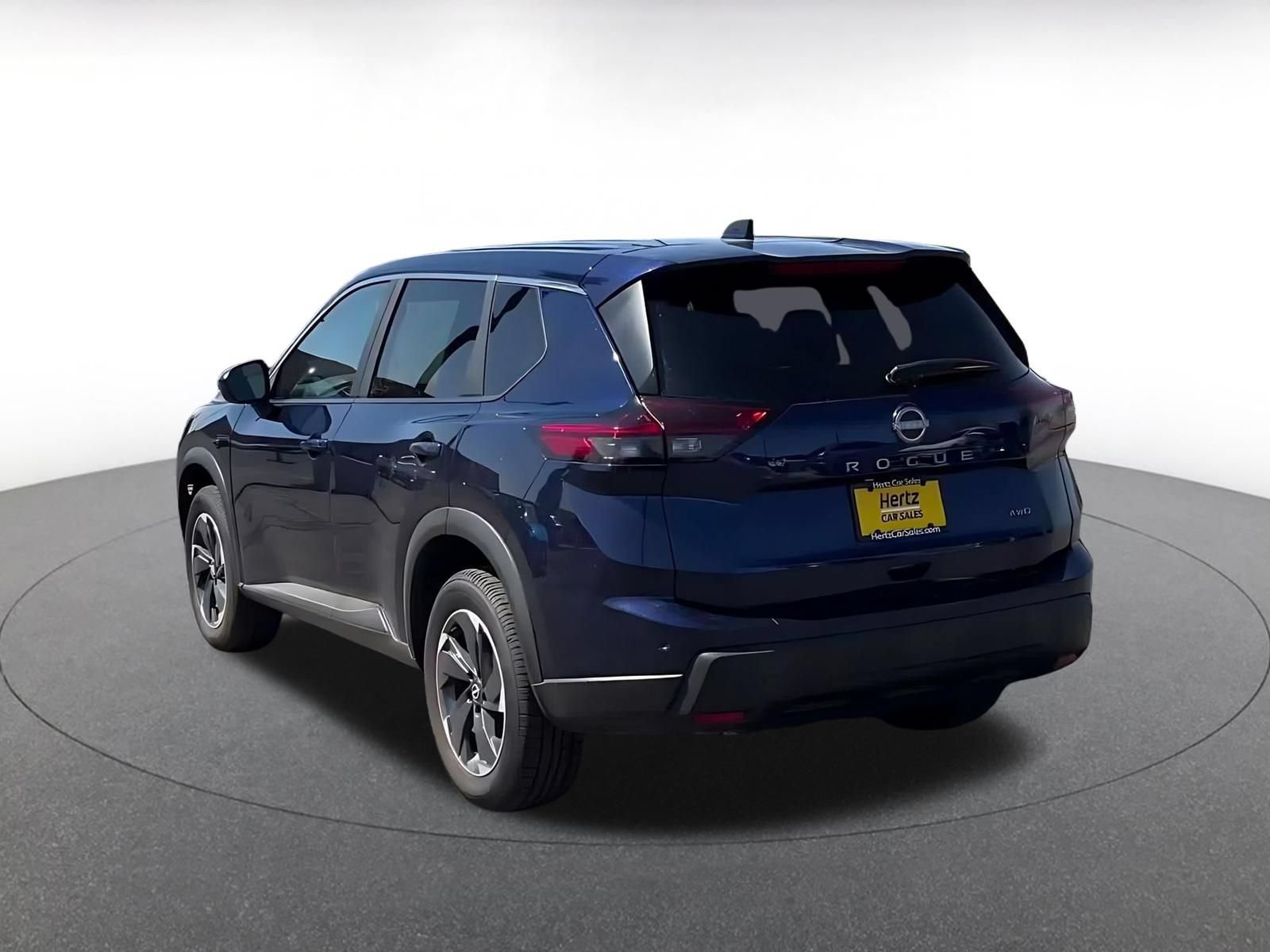 Thumbnail: 2025 Nissan Rogue - 10