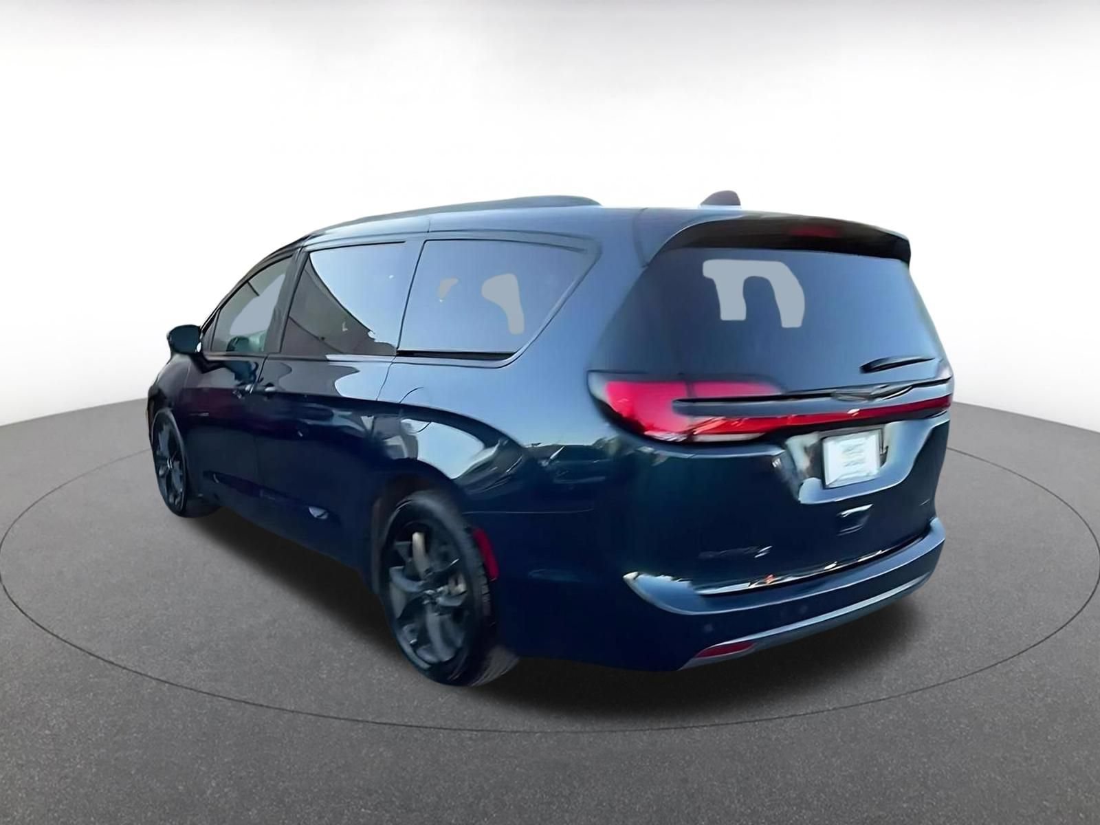 Thumbnail: 2025 Chrysler Pacifica - 11