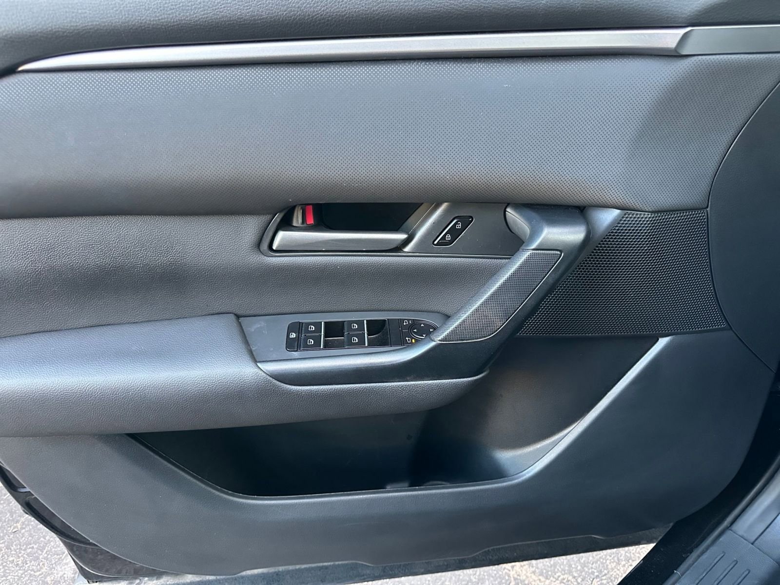 Thumbnail: 2025 Mazda CX-50 - 20