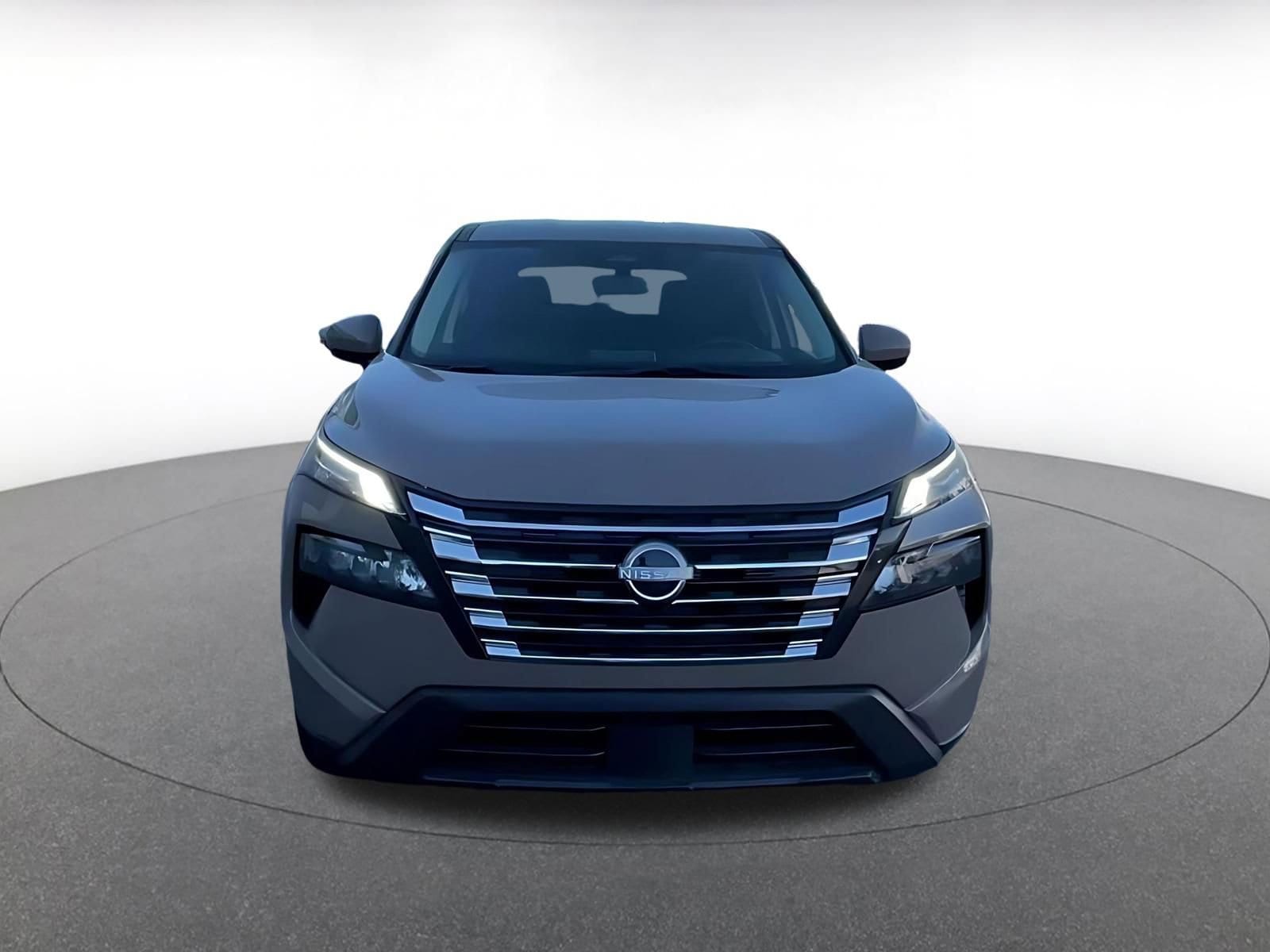 Thumbnail: 2025 Nissan Rogue - 4