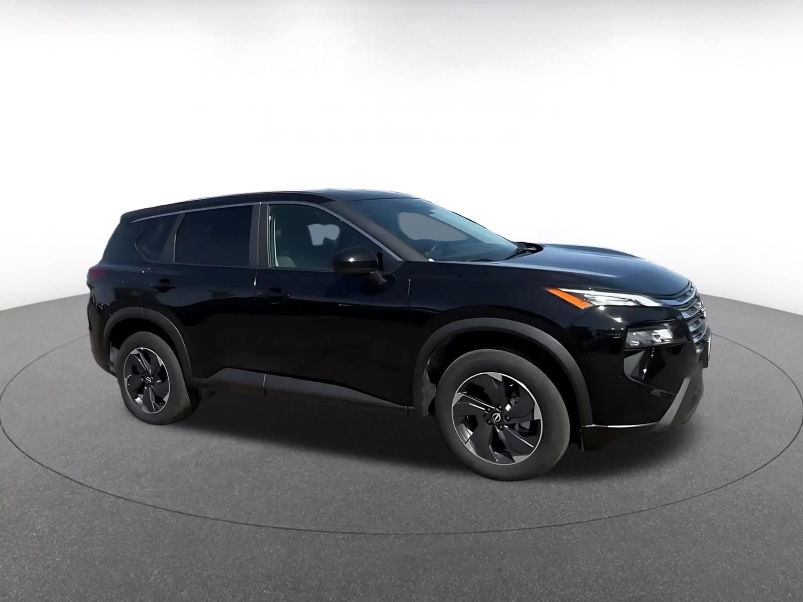 Thumbnail: 2025 Nissan Rogue - 2