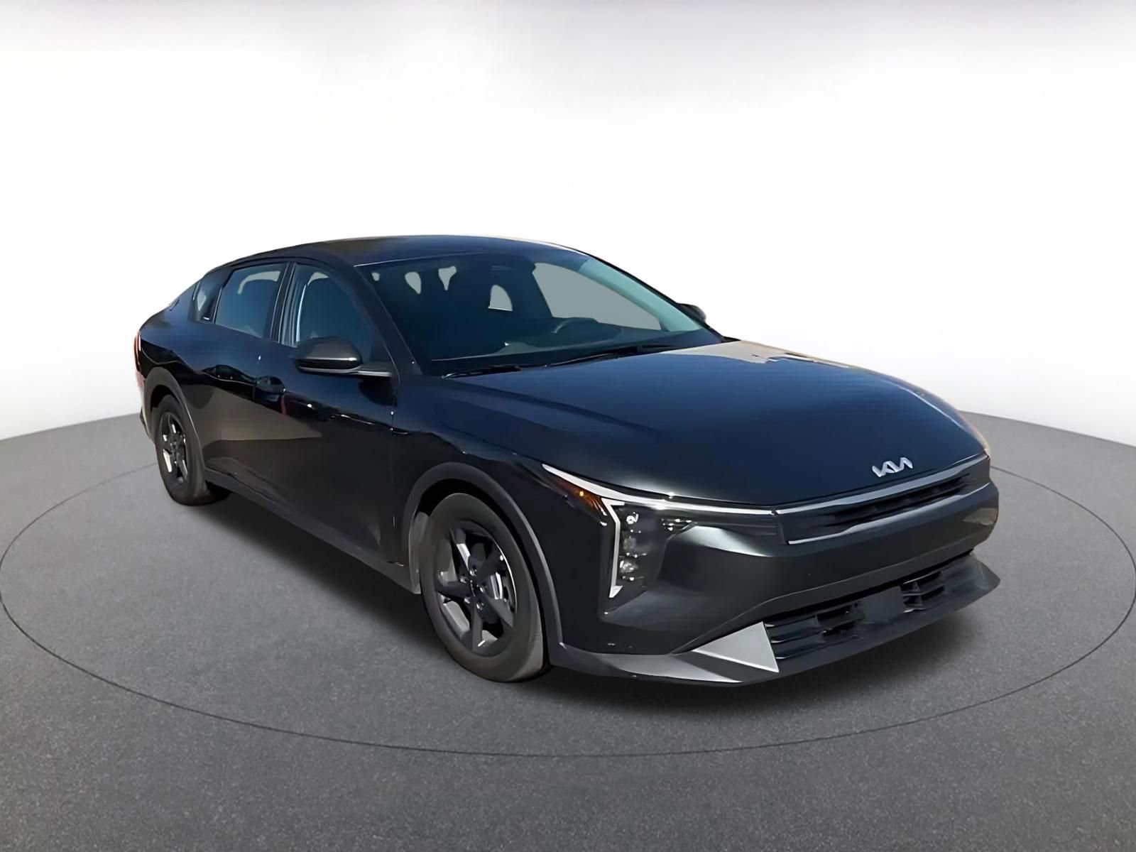 Thumbnail: 2025 Kia K4 - 3