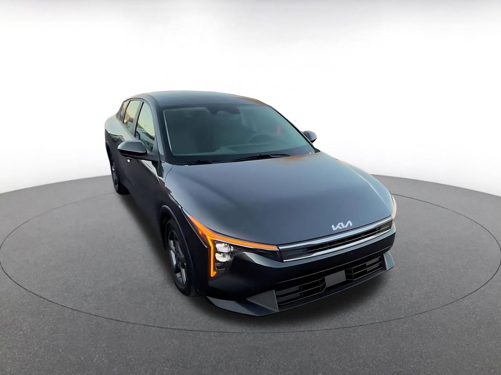 Thumbnail: 2025 Kia K4 - 3