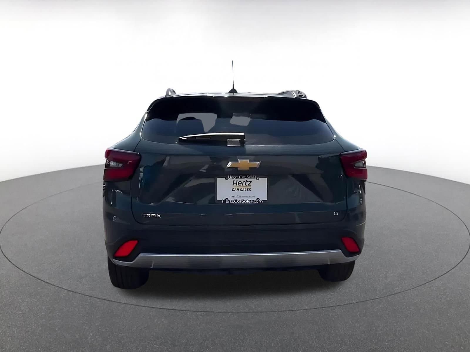 Thumbnail: 2025 Chevrolet Trax - 12