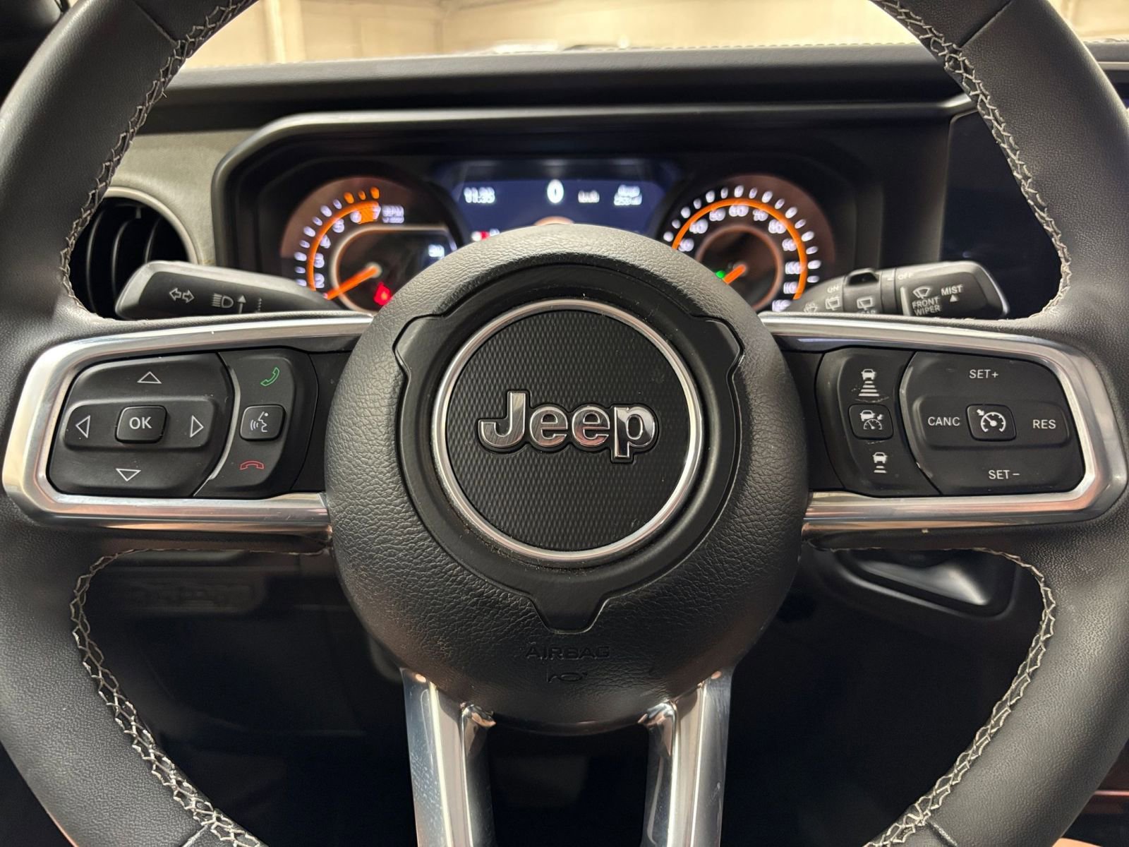 Thumbnail: 2025 Jeep Wrangler - 27