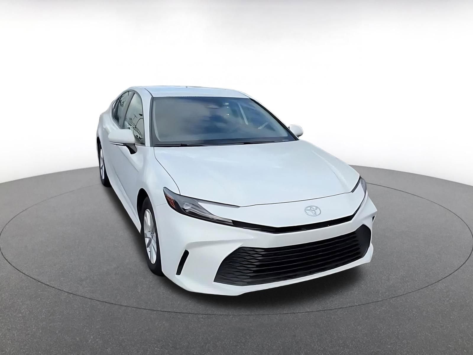 Thumbnail: 2025 Toyota Camry - 3