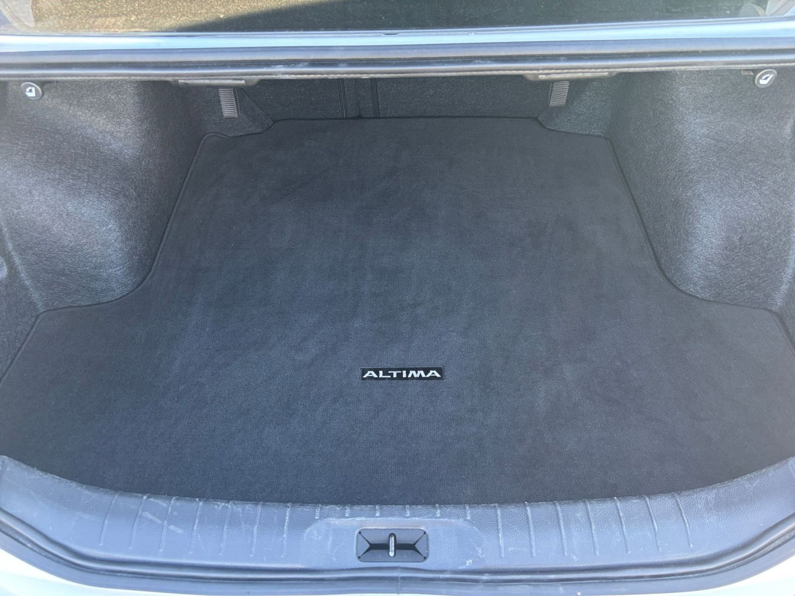 Thumbnail: 2025 Nissan Altima - 31