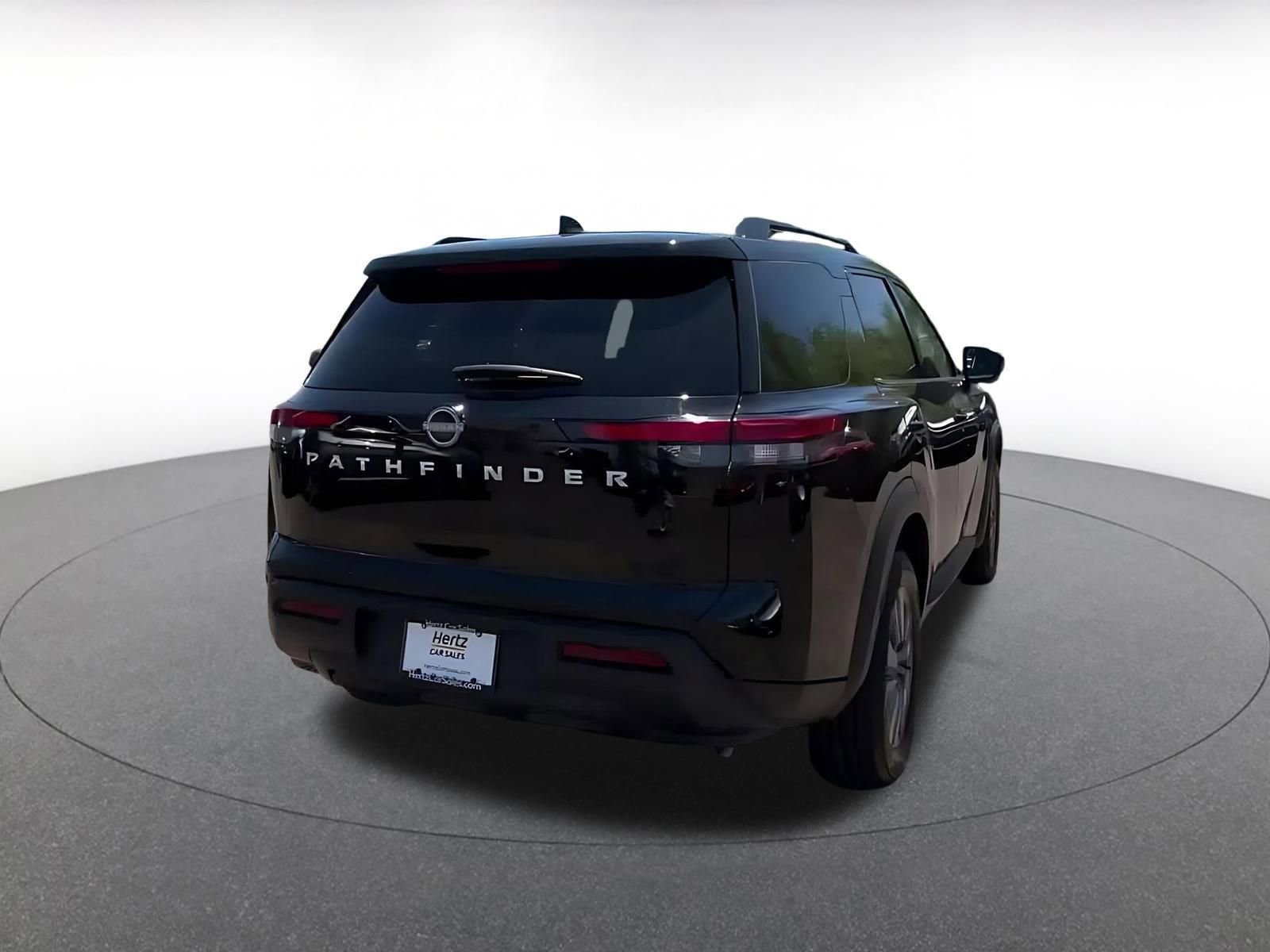Thumbnail: 2025 Nissan Pathfinder - 14