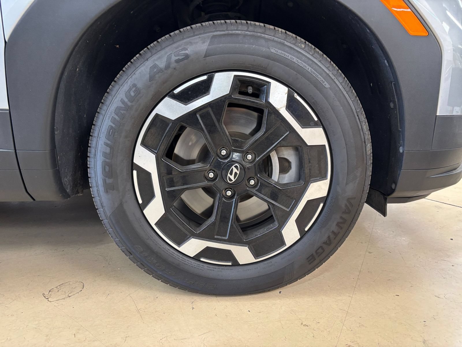 Thumbnail: 2025 Hyundai Santa Fe - 32