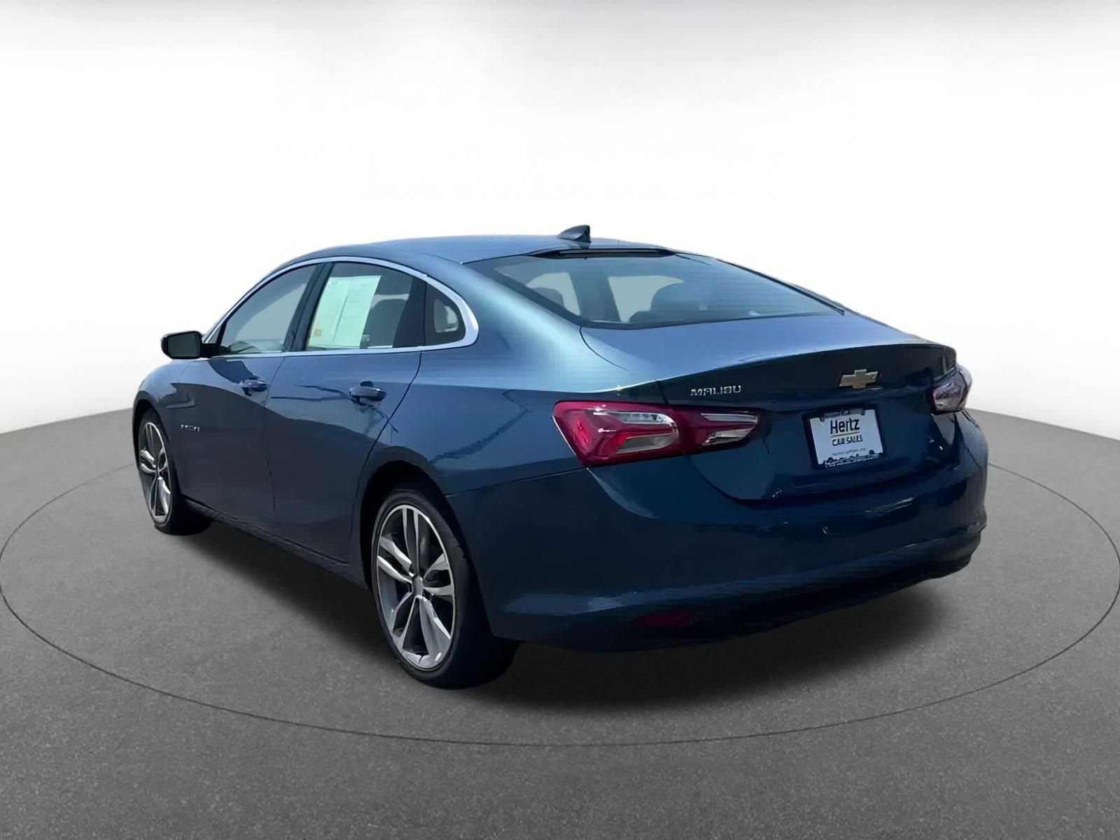 Thumbnail: 2024 Chevrolet Malibu - 10