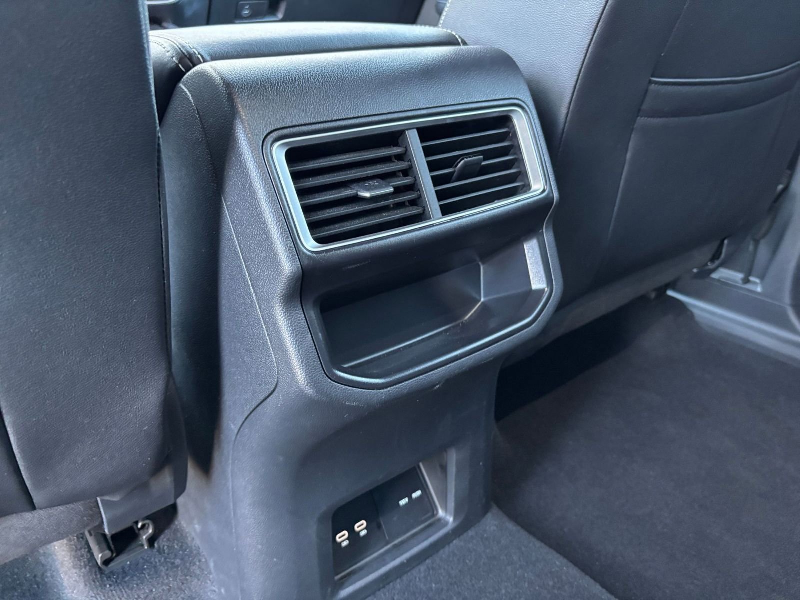 Thumbnail: 2025 Volkswagen Atlas - 24