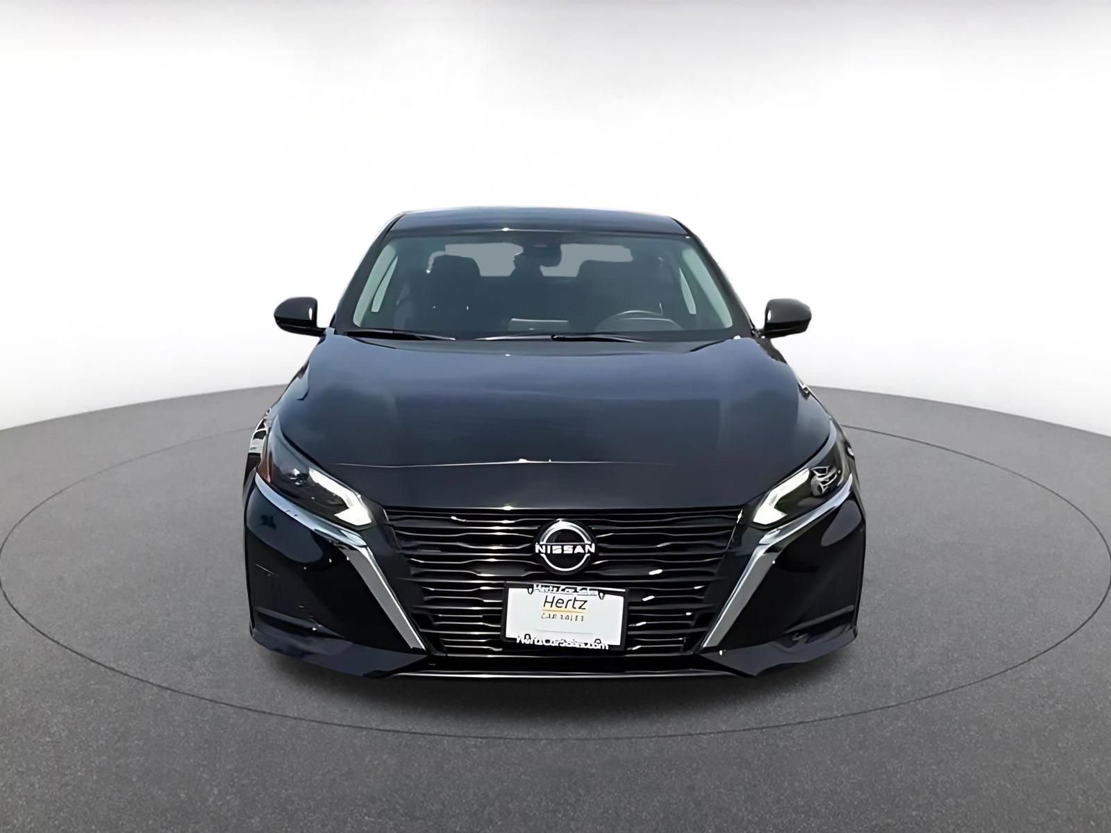 Thumbnail: 2025 Nissan Altima - 4