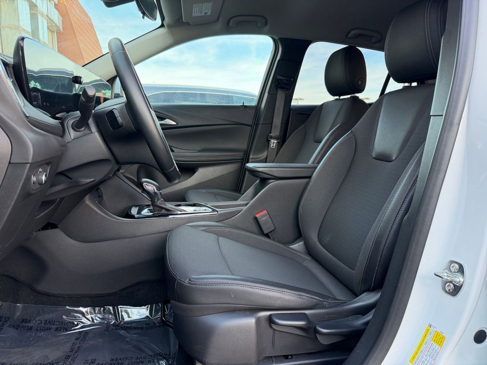 Thumbnail: 2025 Buick Encore GX - 25