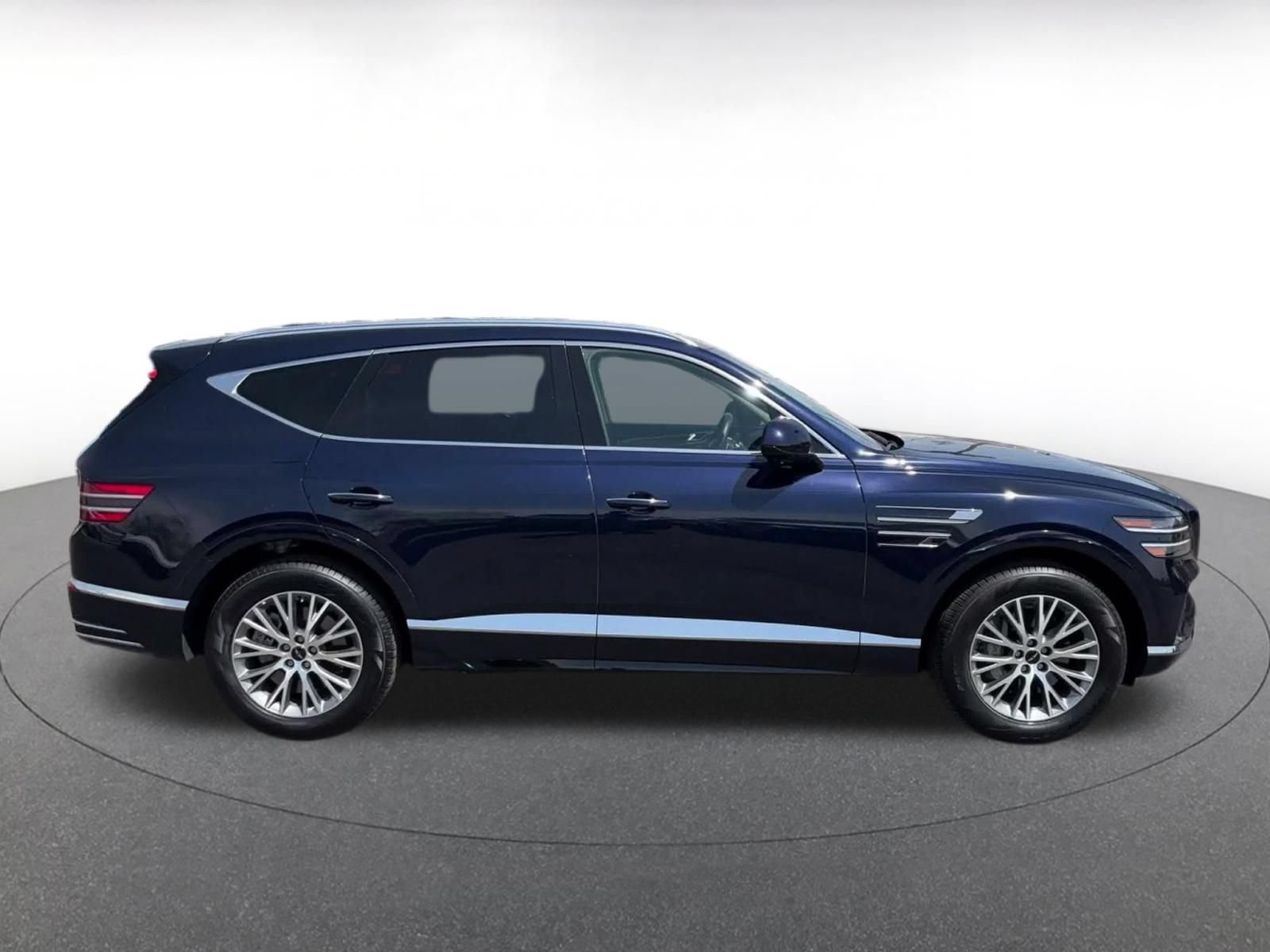 Thumbnail: 2026 Genesis GV80 - 13