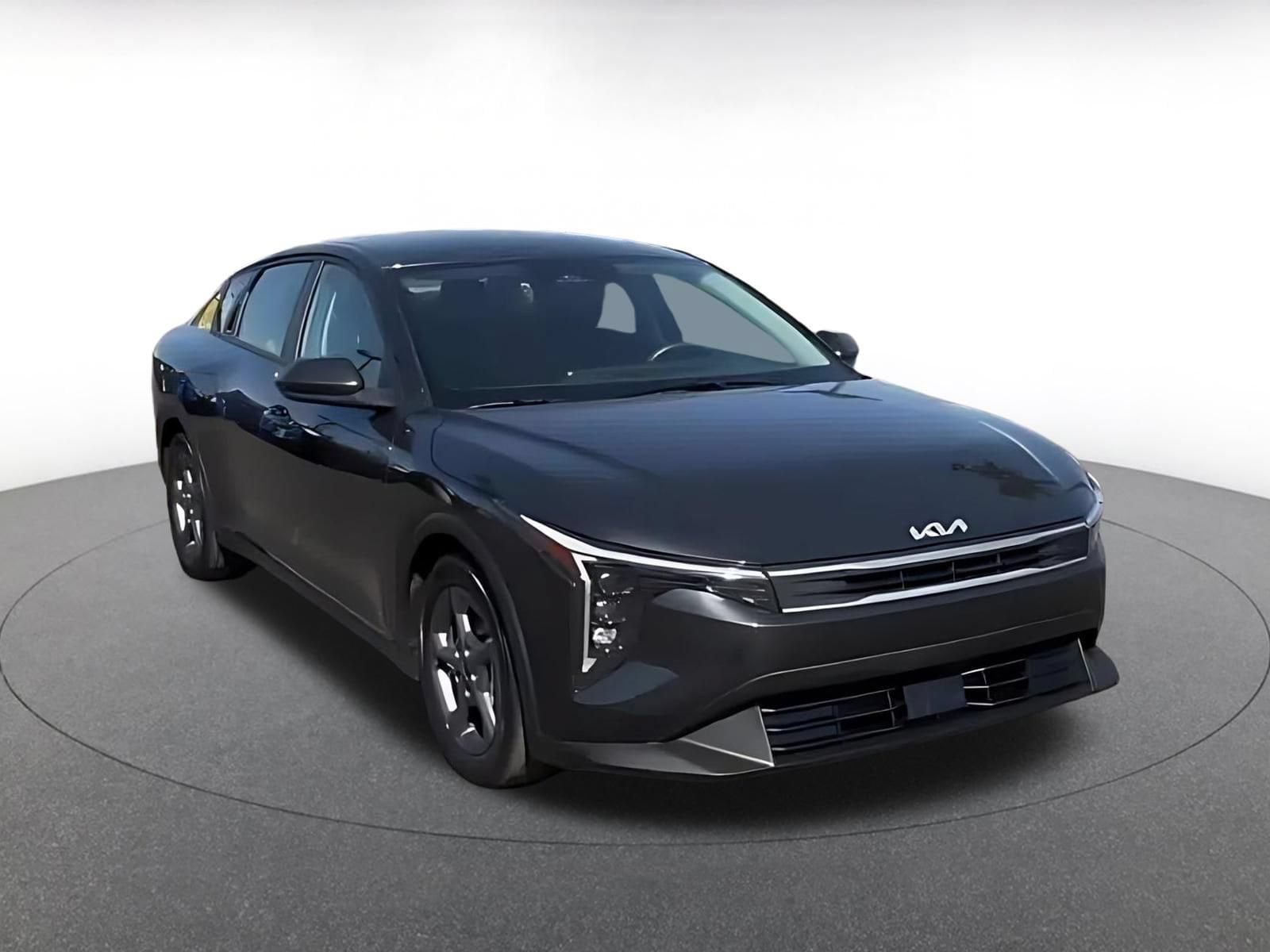 Thumbnail: 2026 Kia K4 - 3