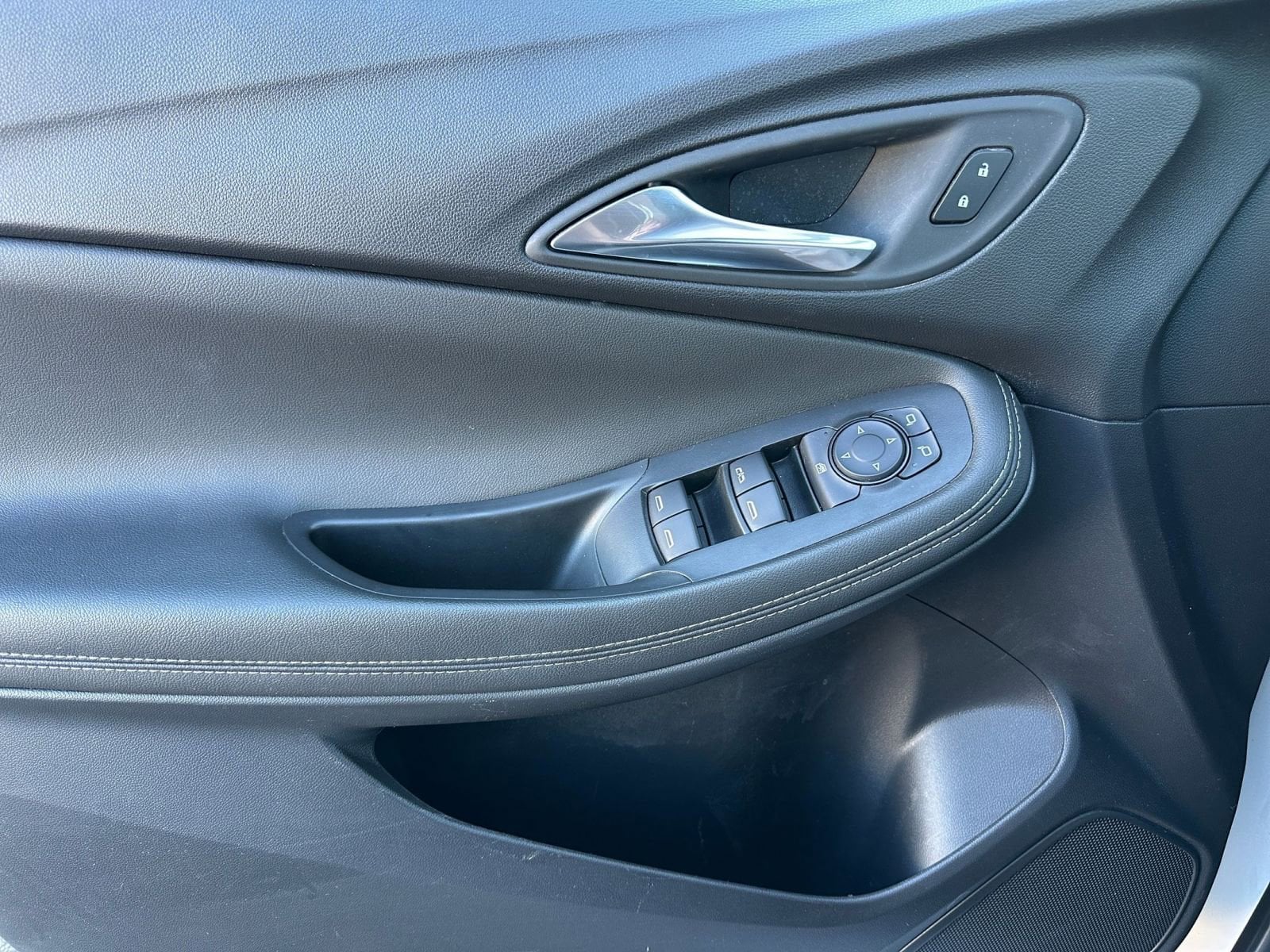 Thumbnail: 2025 Buick Encore GX - 20