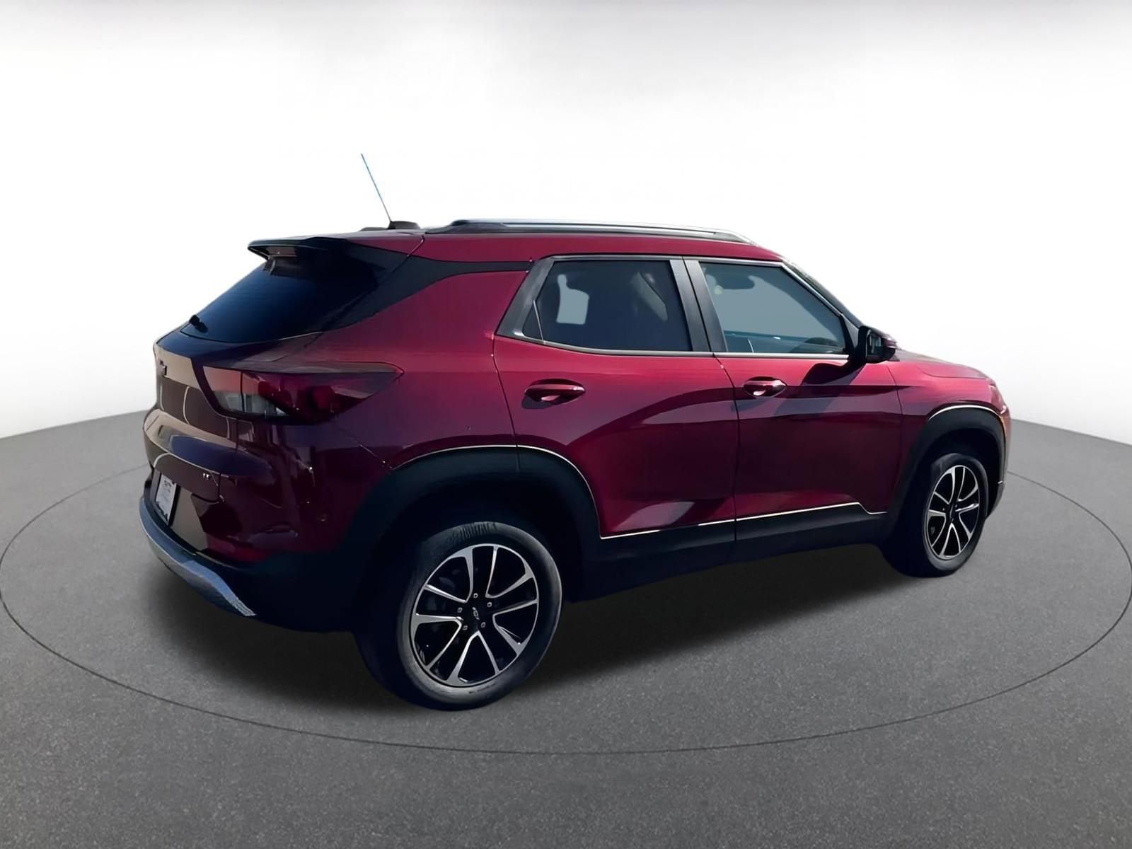 Thumbnail: 2025 Chevrolet TrailBlazer - 15