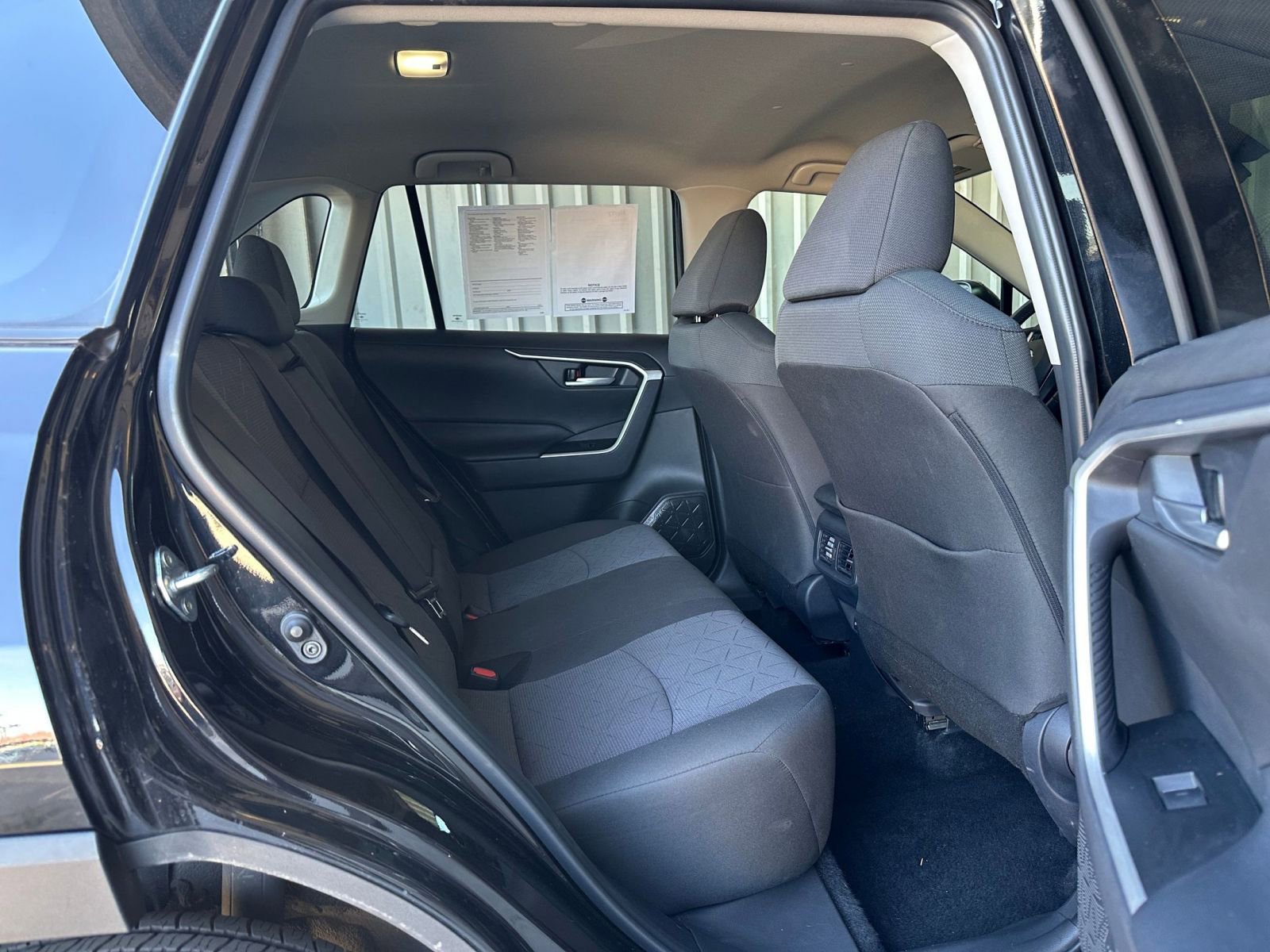 Thumbnail: 2025 Toyota RAV4 - 25