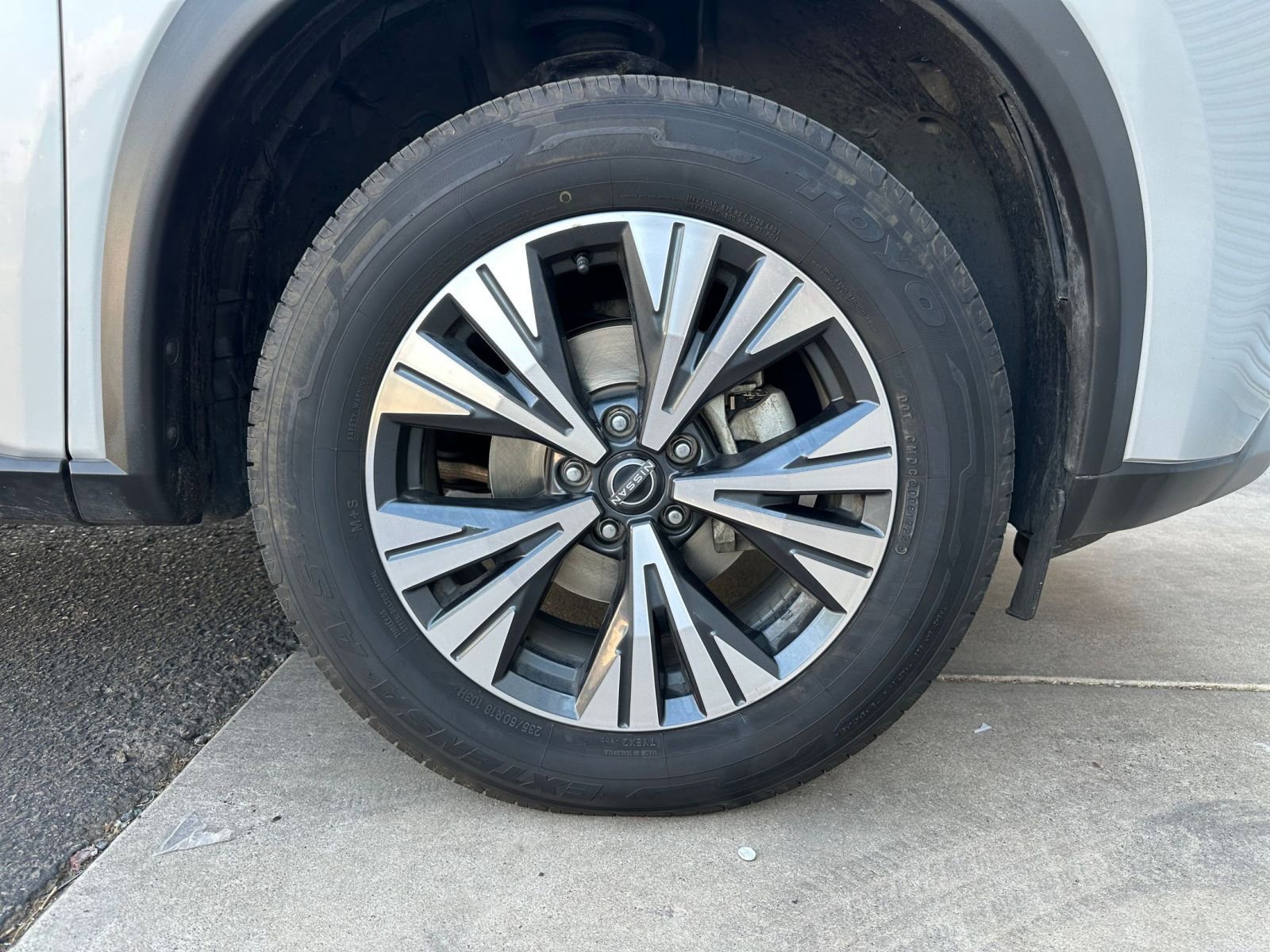 Thumbnail: 2023 Nissan Rogue - 31