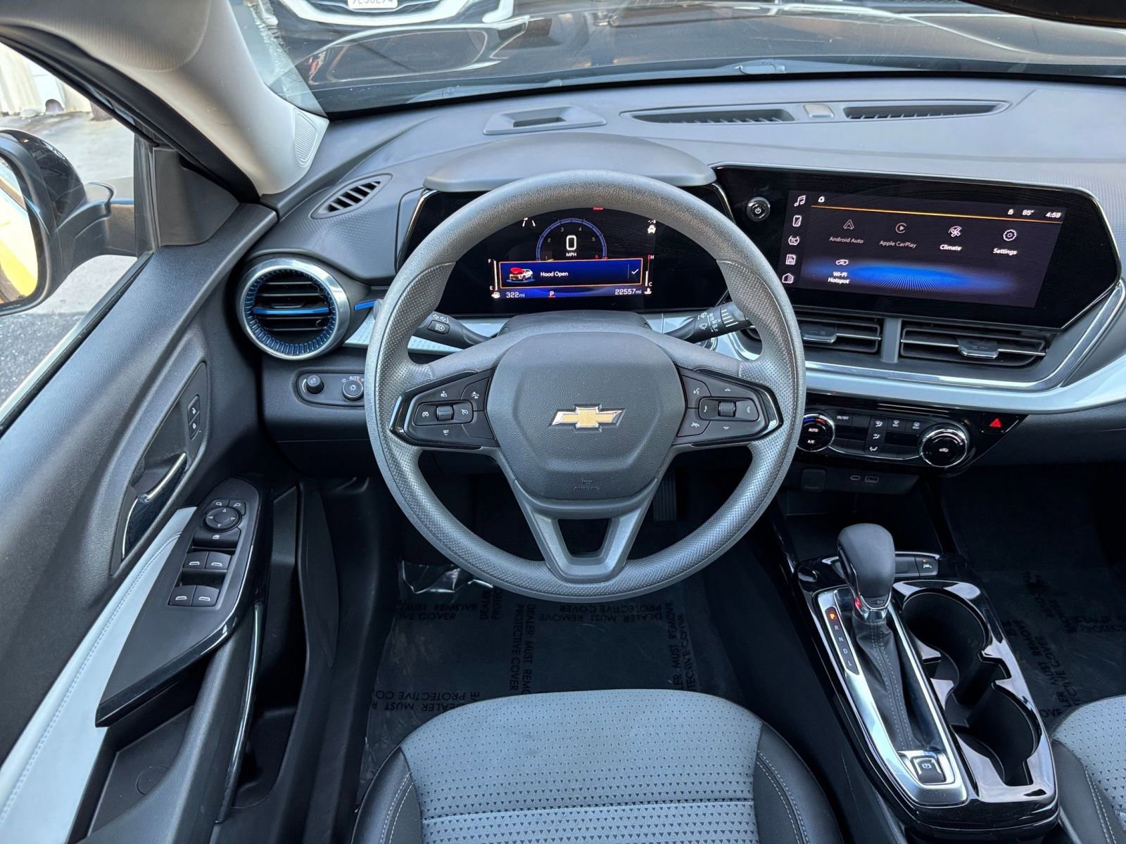 Thumbnail: 2025 Chevrolet Trax - 32