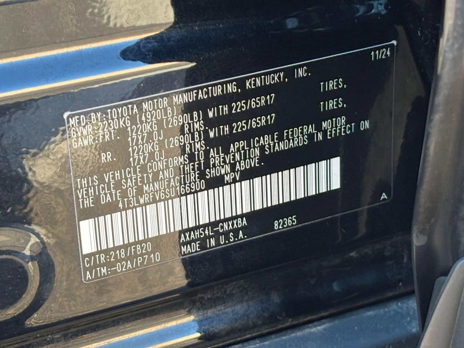 Thumbnail: 2025 Toyota RAV4 - 28