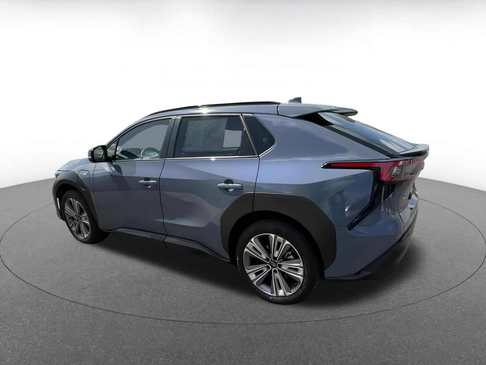 Thumbnail: 2023 Subaru Solterra - 10