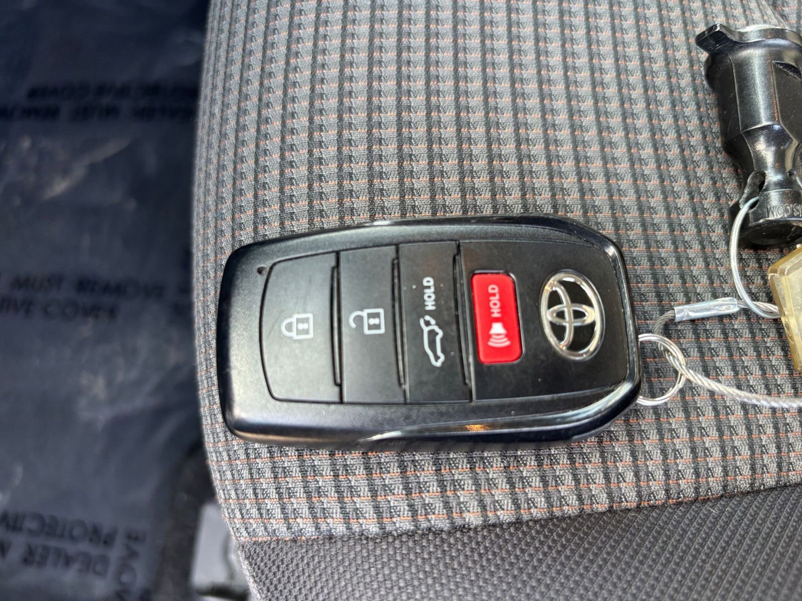 Thumbnail: 2025 Toyota Highlander - 22