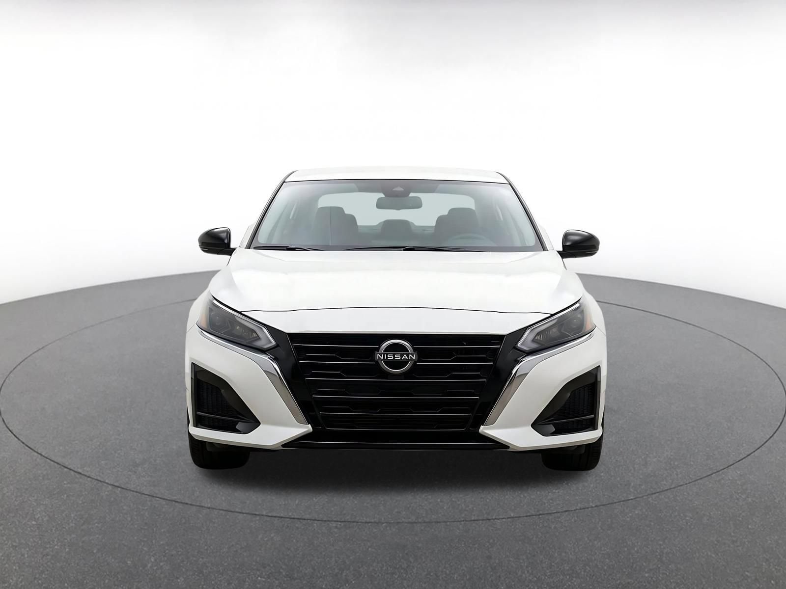 Thumbnail: 2025 Nissan Altima - 2