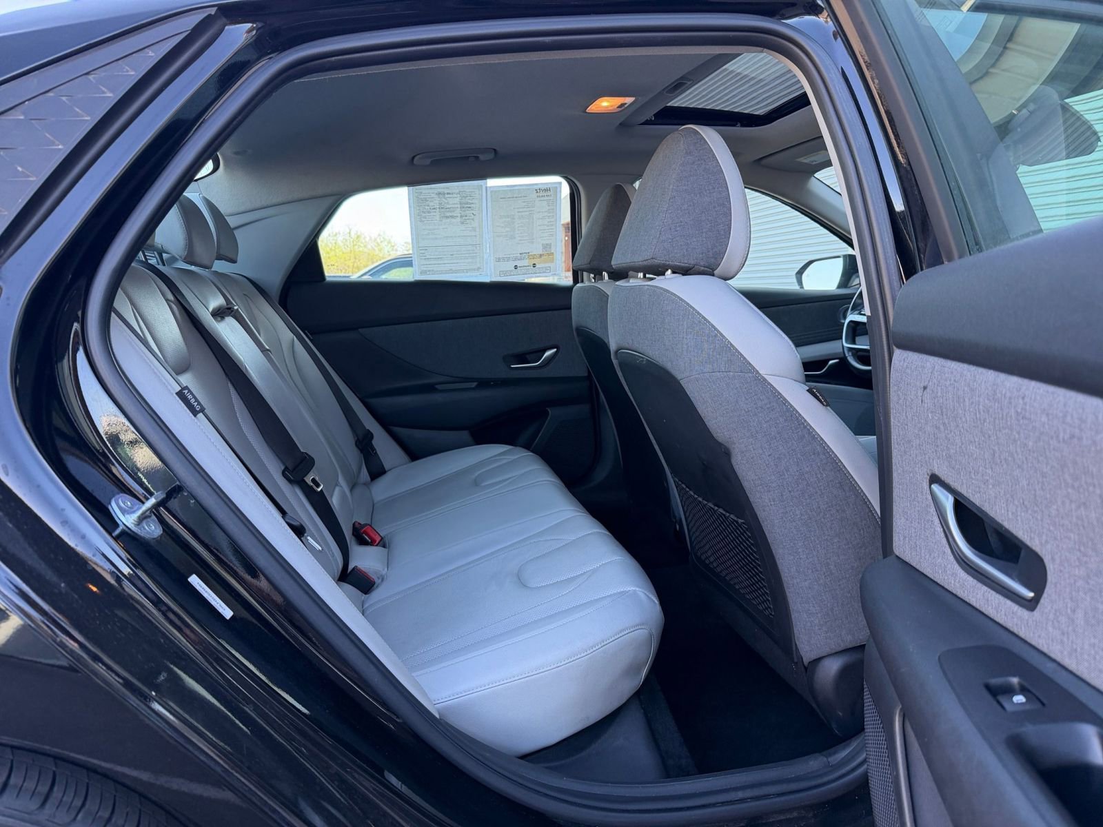 Thumbnail: 2025 Hyundai Elantra - 27