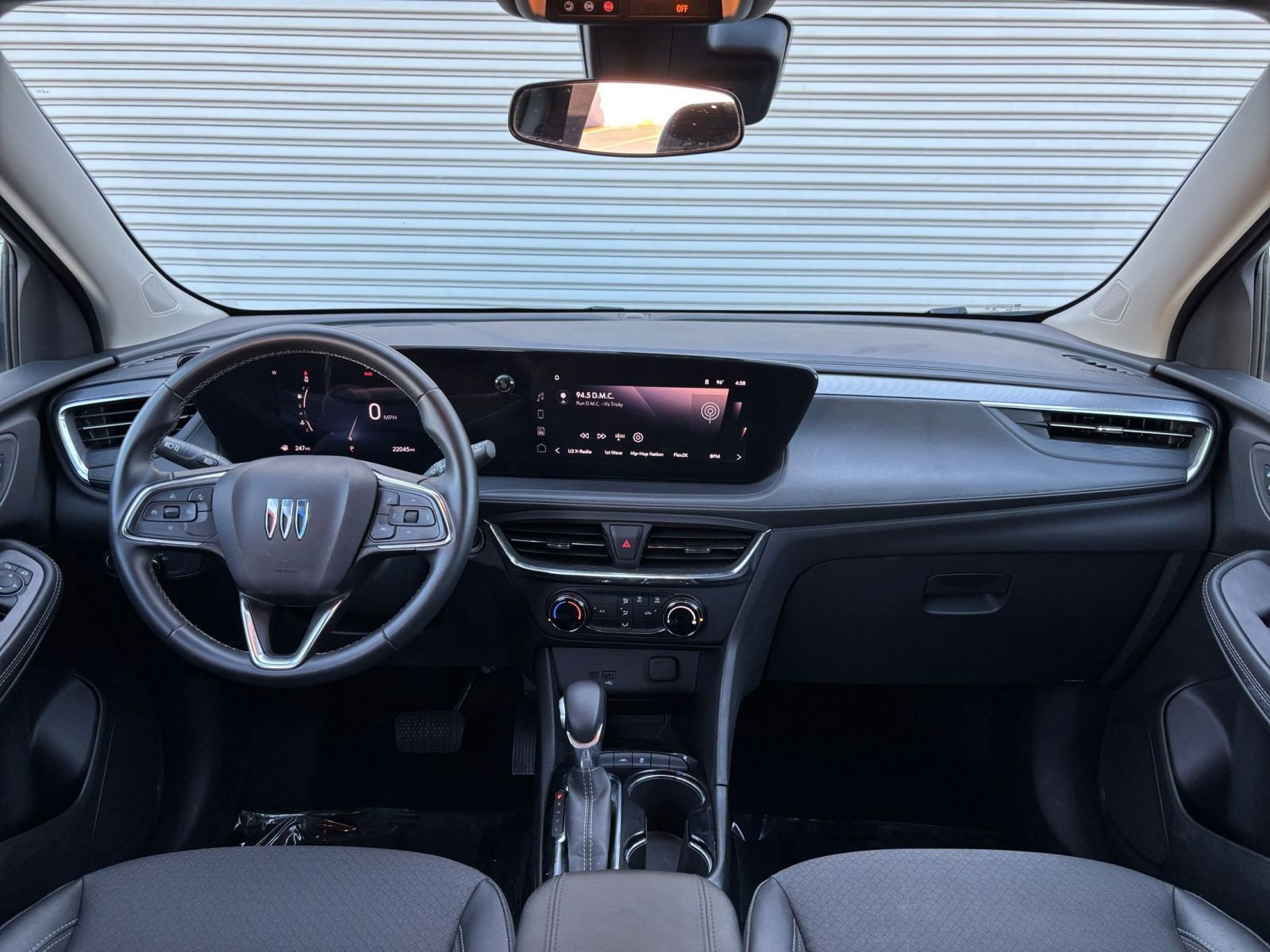 Thumbnail: 2025 Buick Encore GX - 32