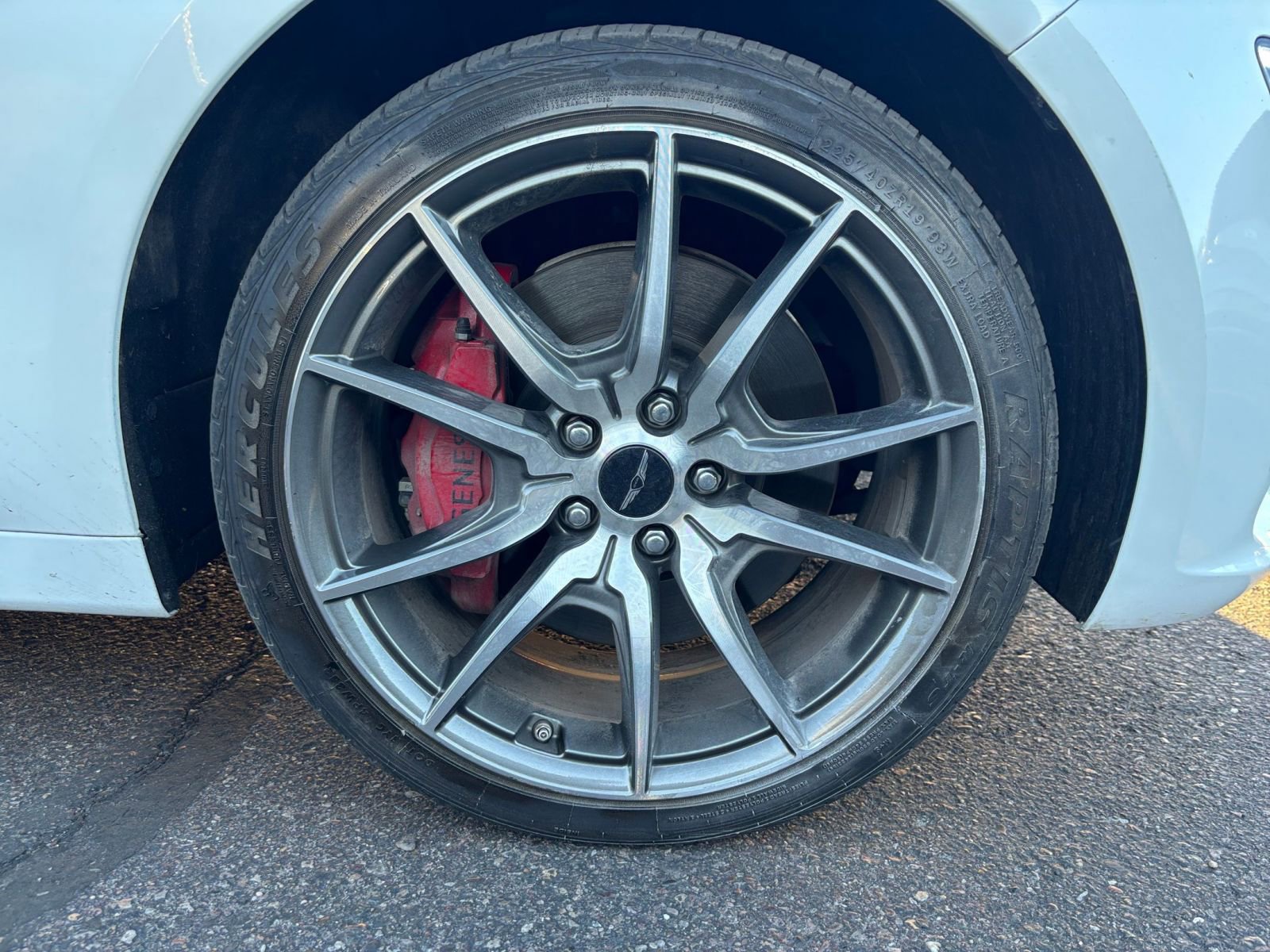 Thumbnail: 2025 Genesis G70 - 32