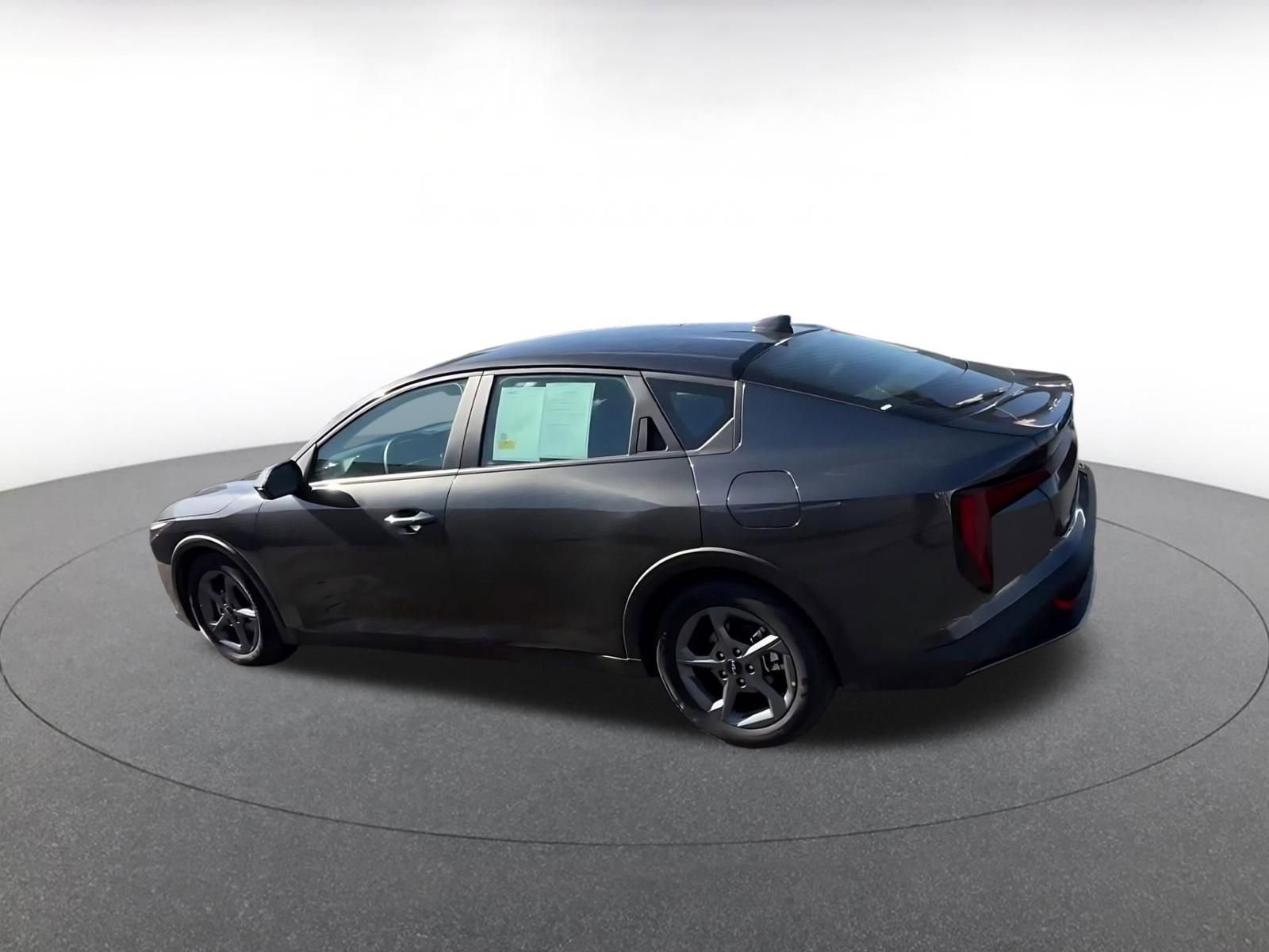 Thumbnail: 2025 Kia K4 - 10