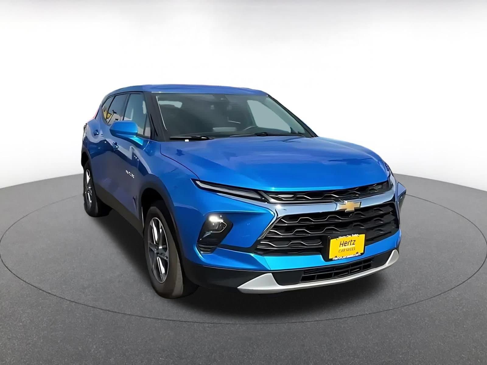 Thumbnail: 2025 Chevrolet Blazer - 3