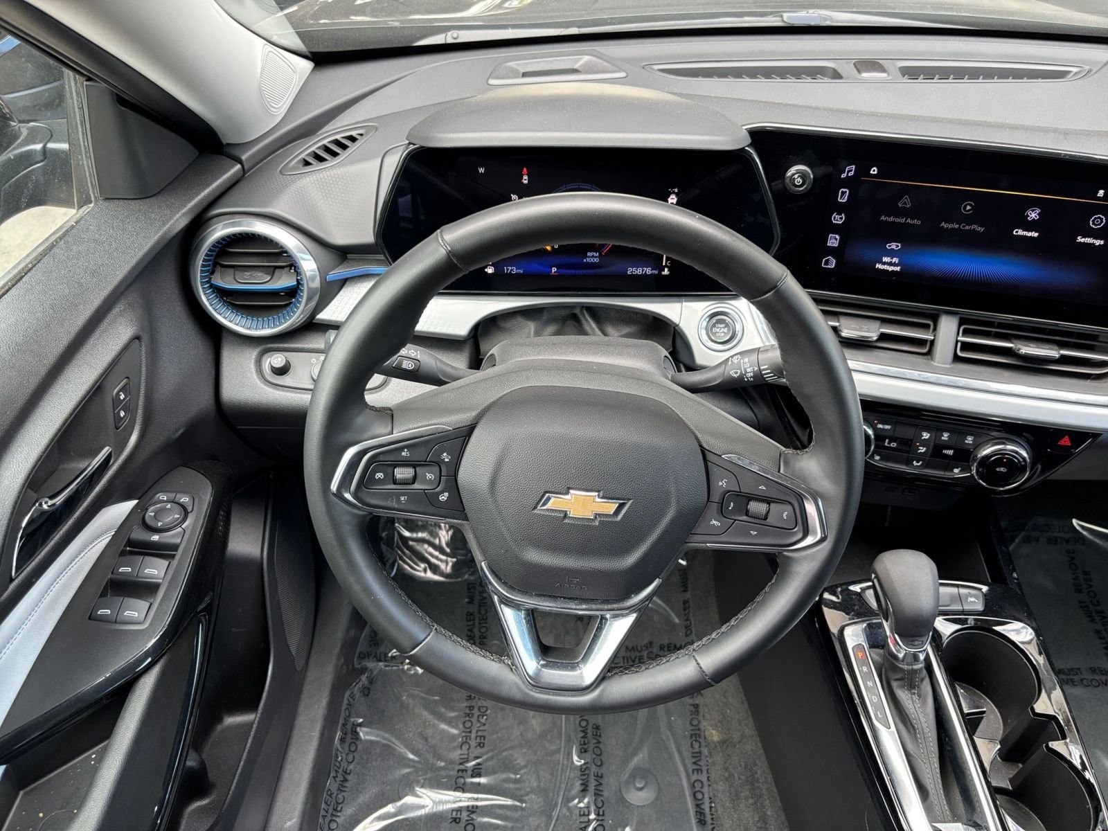 Thumbnail: 2025 Chevrolet Trax - 33