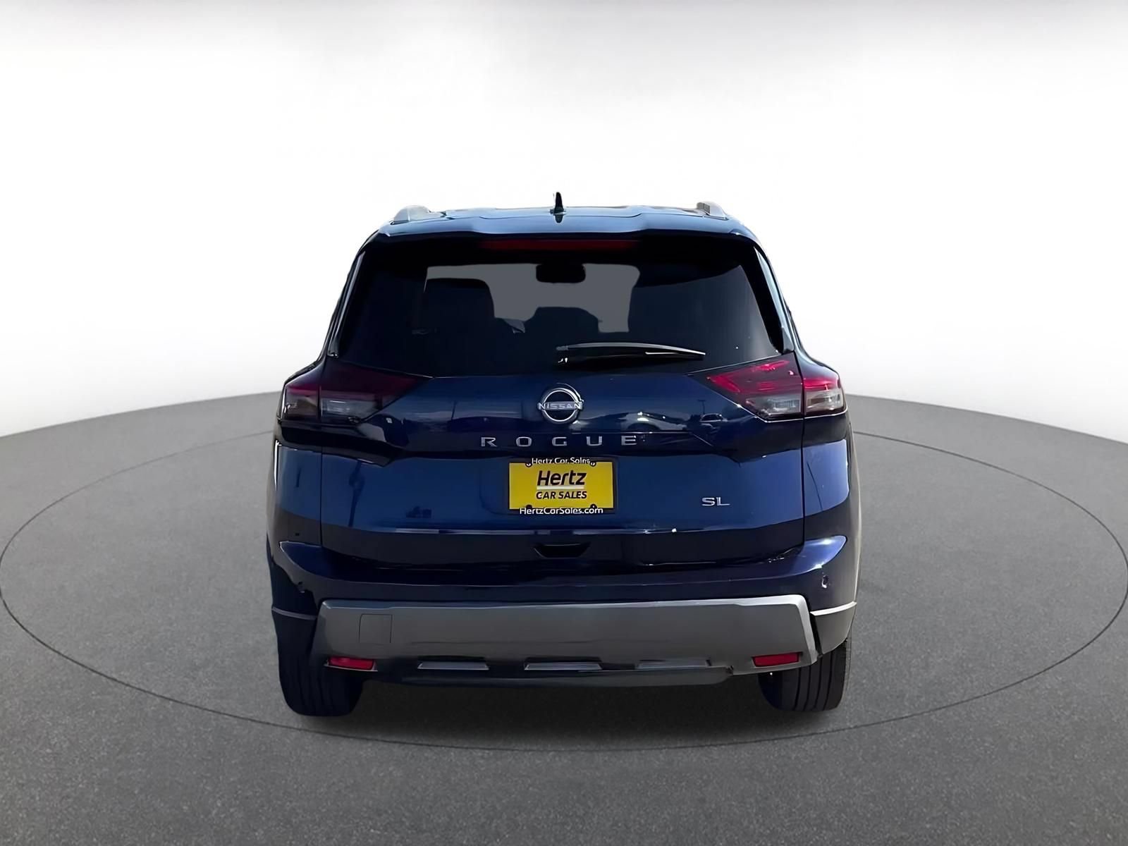 Thumbnail: 2026 Nissan Rogue - 10