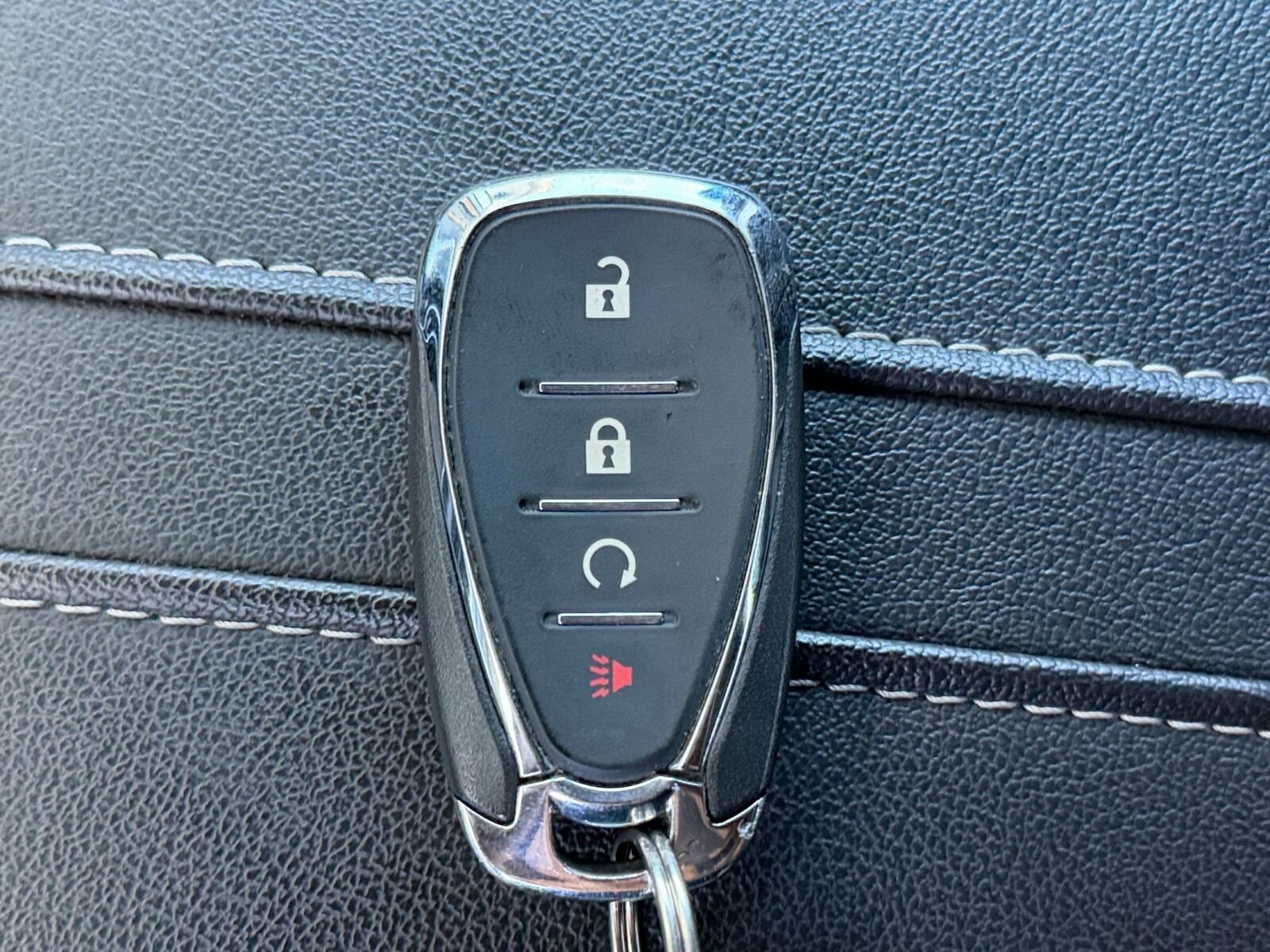 Thumbnail: 2025 Chevrolet Blazer - 21