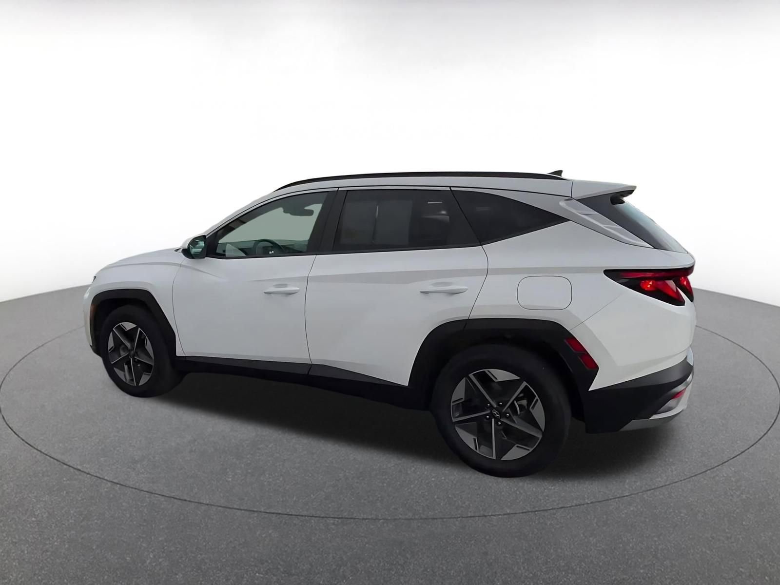 Thumbnail: 2025 Hyundai Tucson - 10